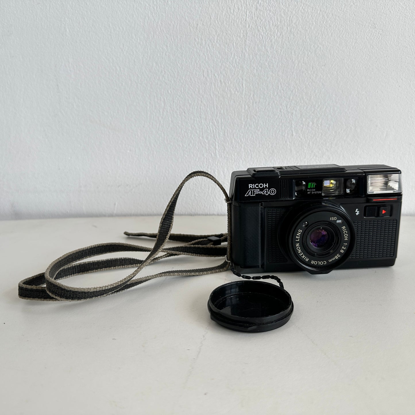 EL019 RICOH AF-40 POINT & SHOOT FILM CAMERA
