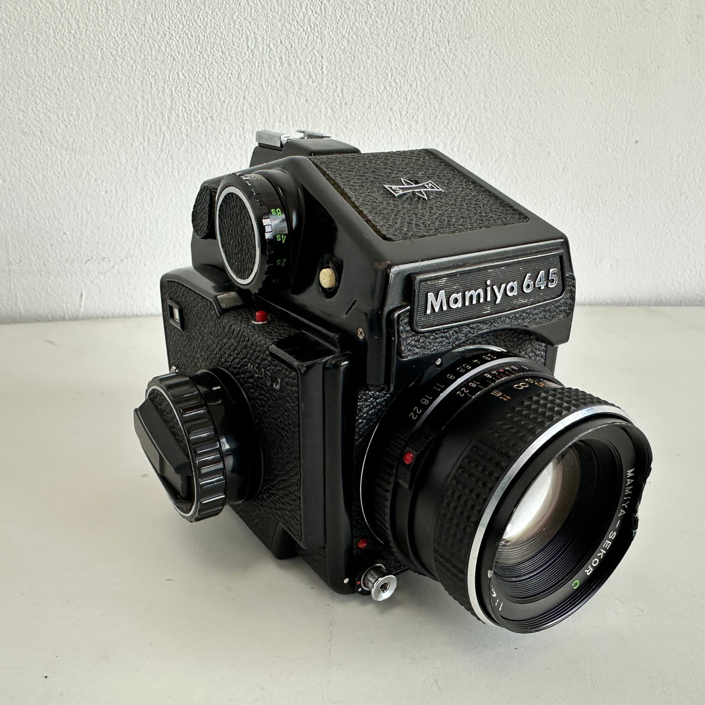 EL024 MAMIYA 645J MEDIUM FORMAT CAMERA WITH 2 LENSES