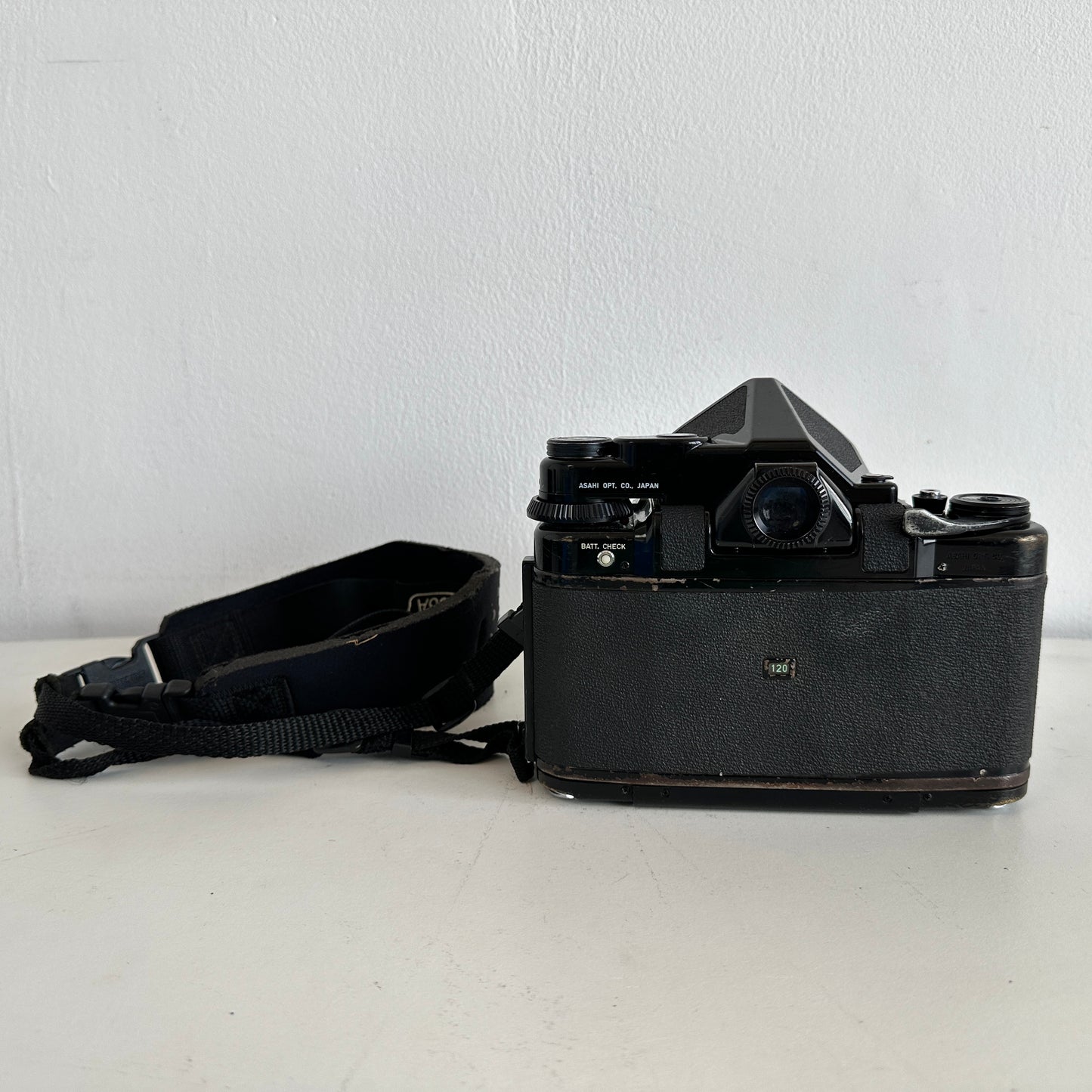 EL025 PENTAX 67 MEDIUM FORMAT CAMERA