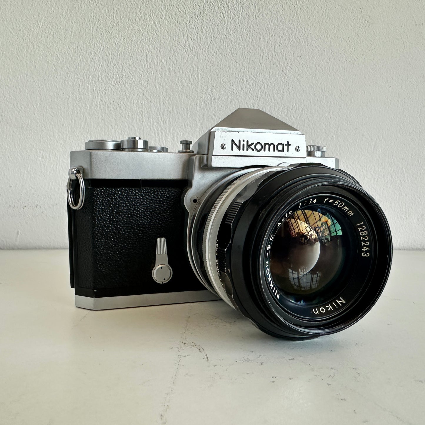 EL030 NIKOMAT FT 35MM FILM CAMERA