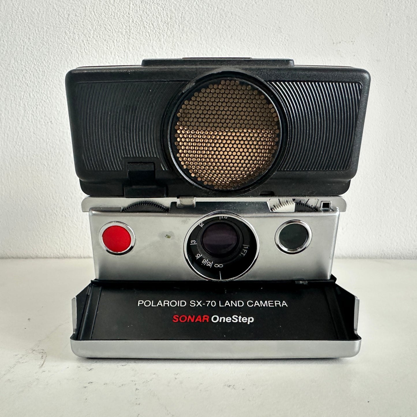 EL037 POLAROID SX70 LAND CAMERA
