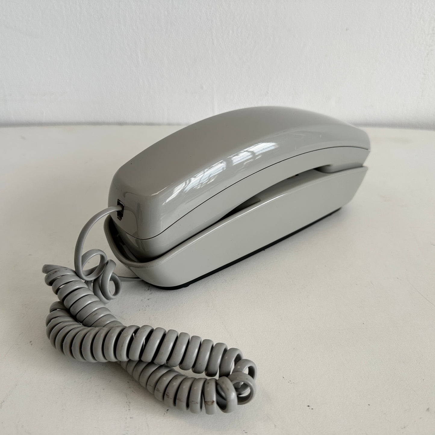 EL042 GREY TRIMLINE PHONE