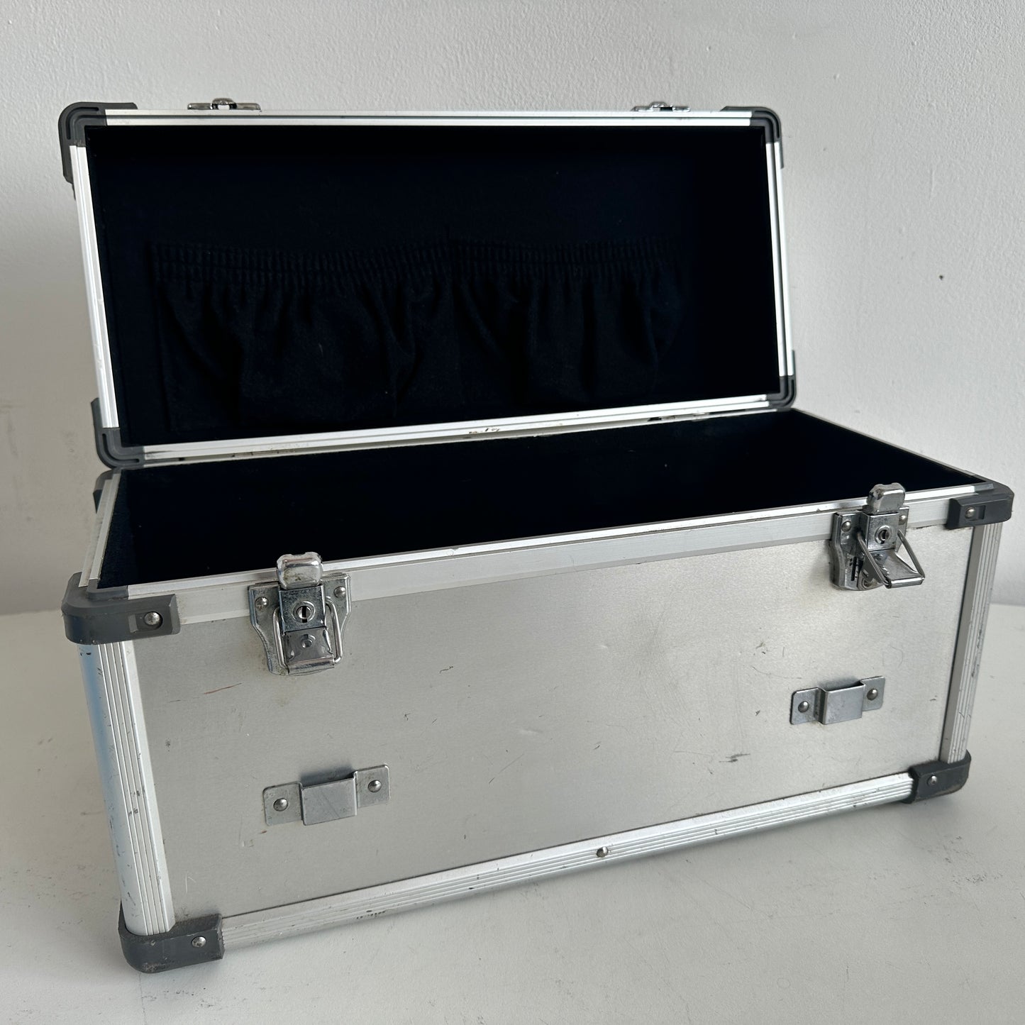 EL046 SONY SILVER HARD CASE