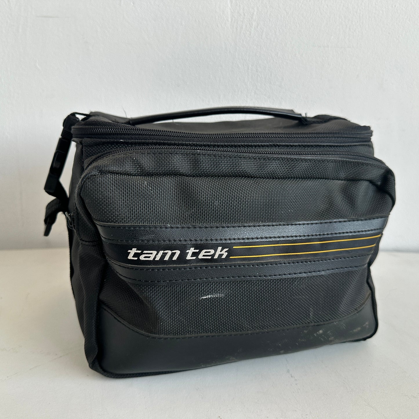 EL048 TAMTEK CAMERA BAG