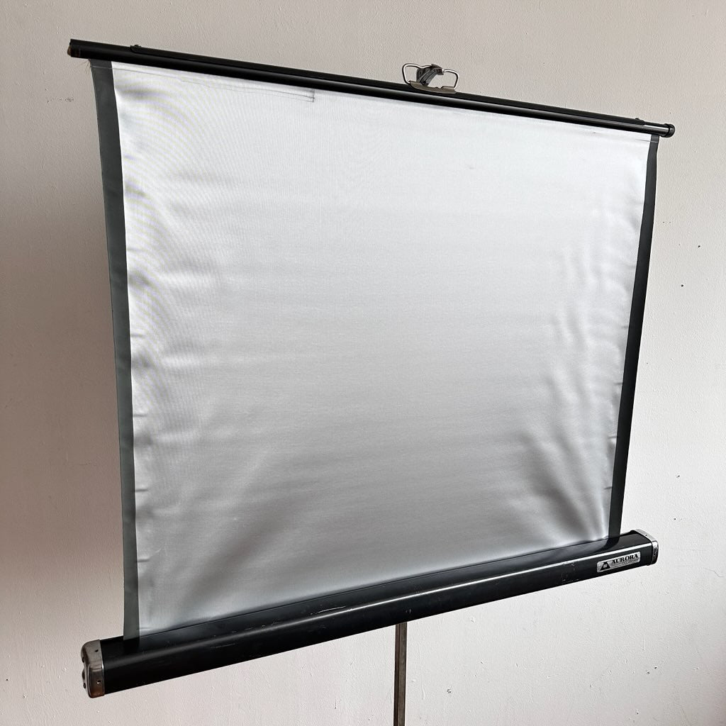 EL065 PROJECTOR SCREEN