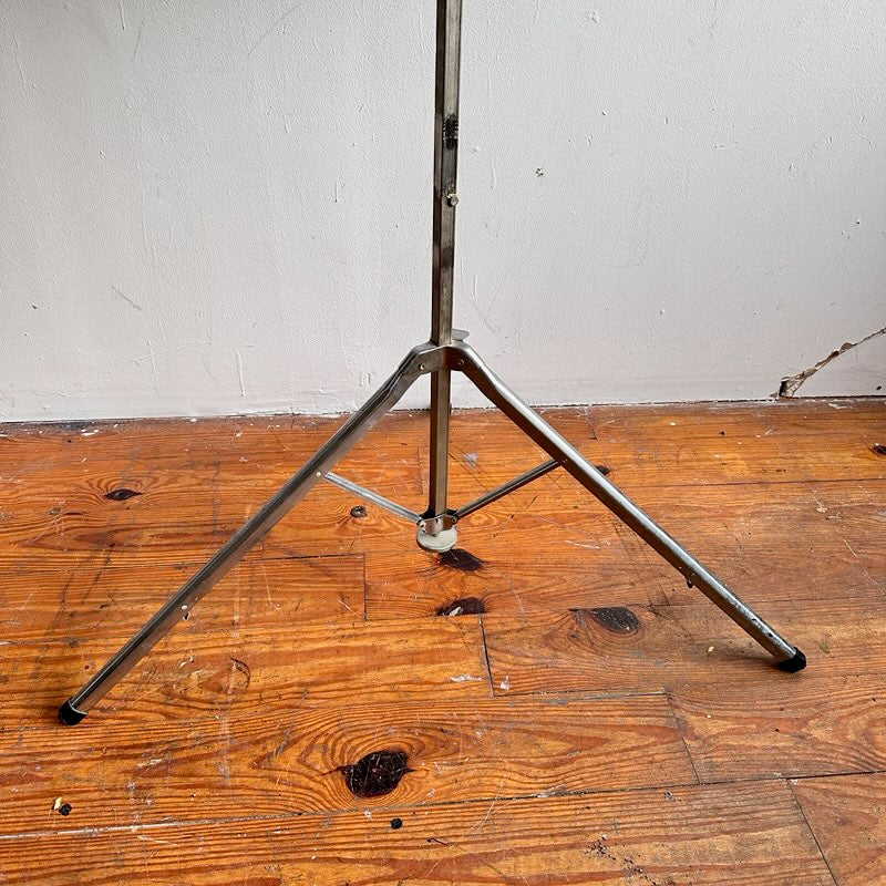 EL065 PROJECTOR SCREEN