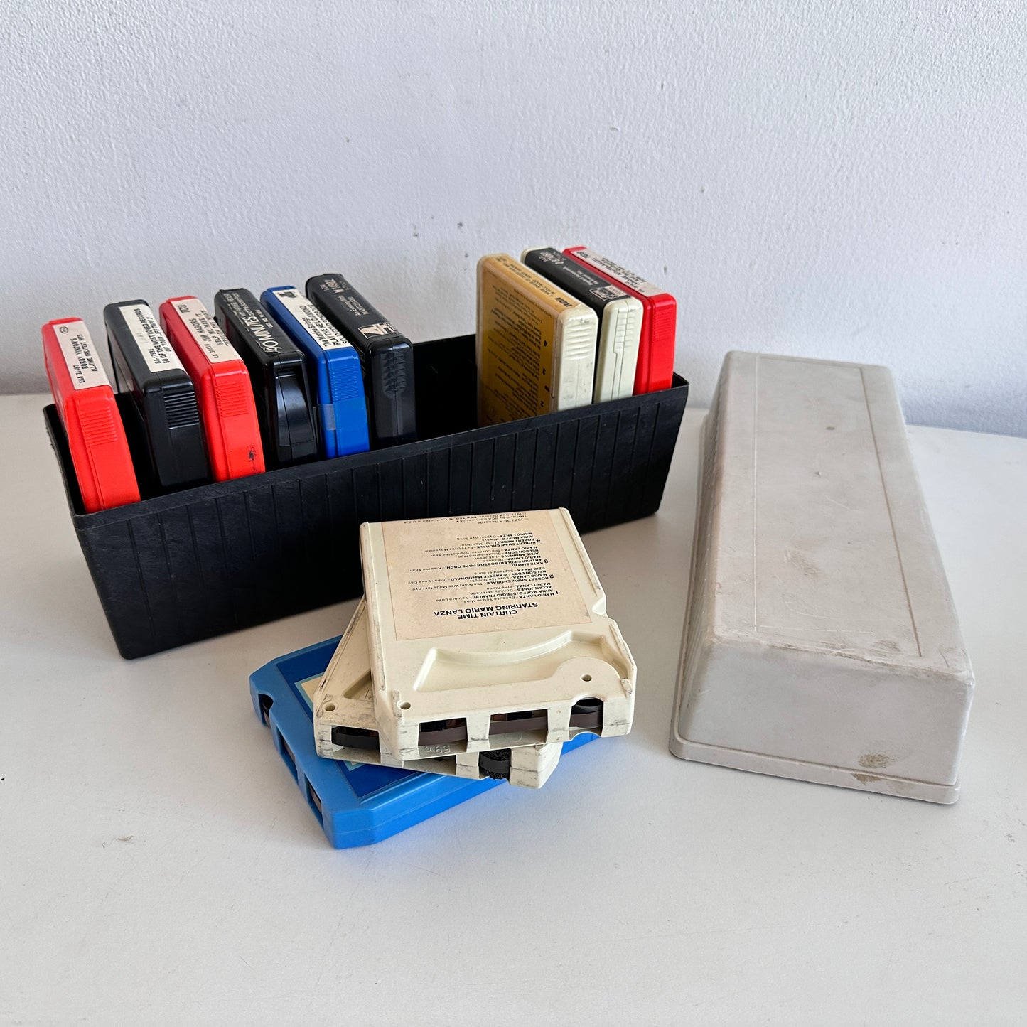 EL069 SET OF 12 - 8 TRACK TAPES WITH CASE