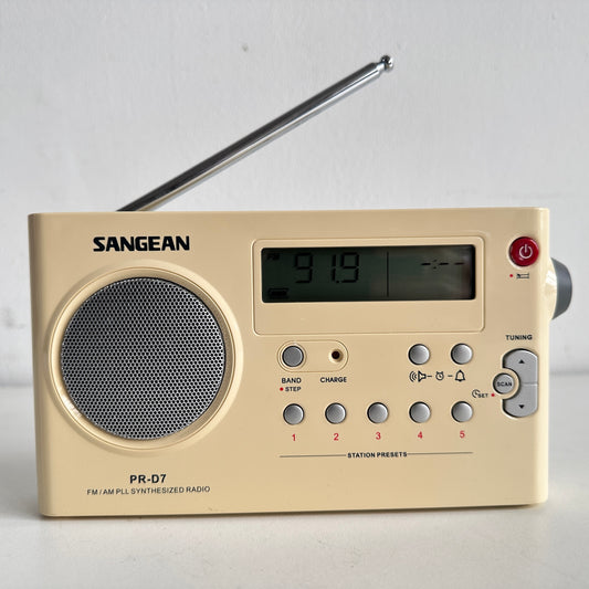 EL084 SANGEAN PORTABLE RADIO