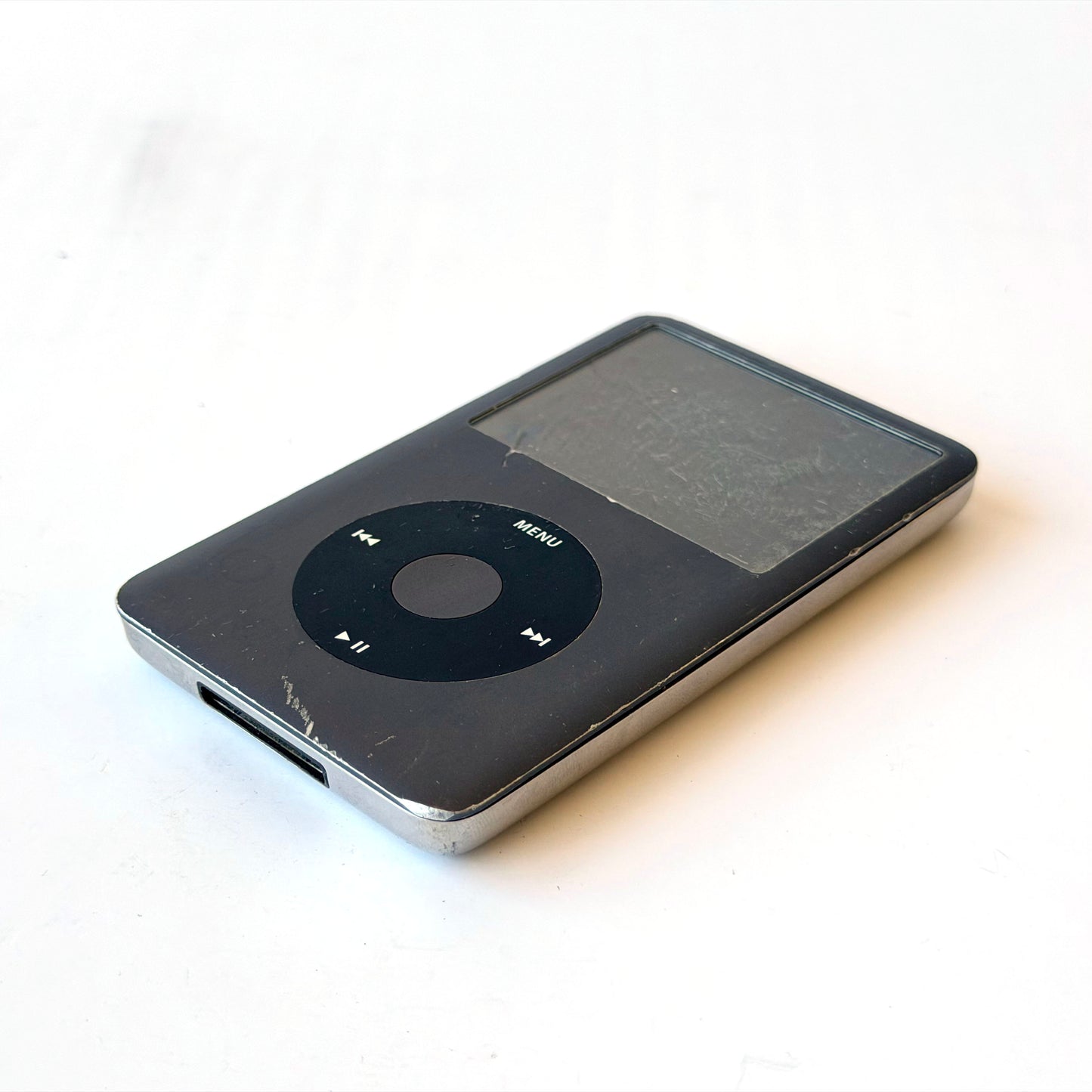 EL097 VINTAGE NON WORKING BLACK IPOD