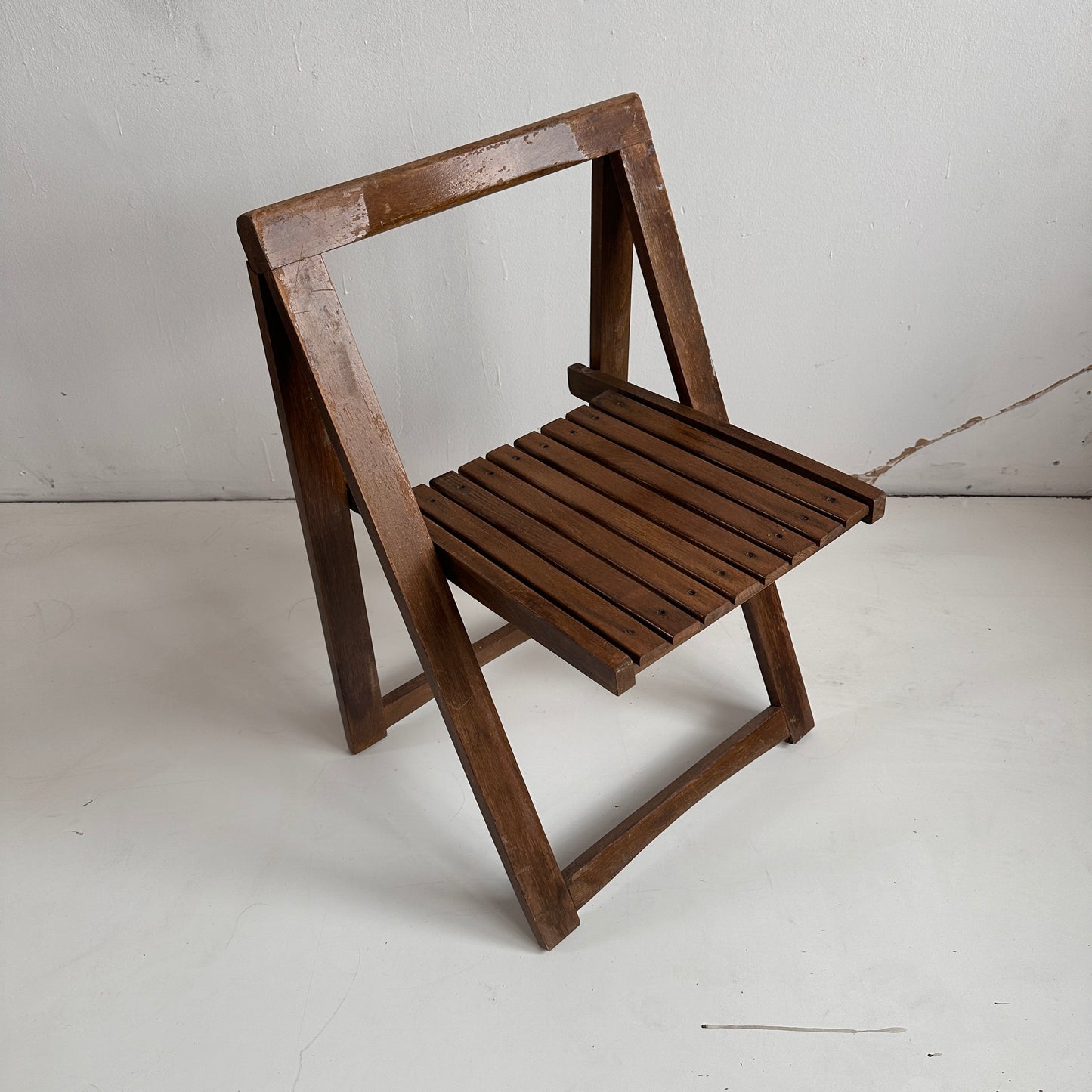 FC001 TRIESTE WOOD FOLDING CHAIR