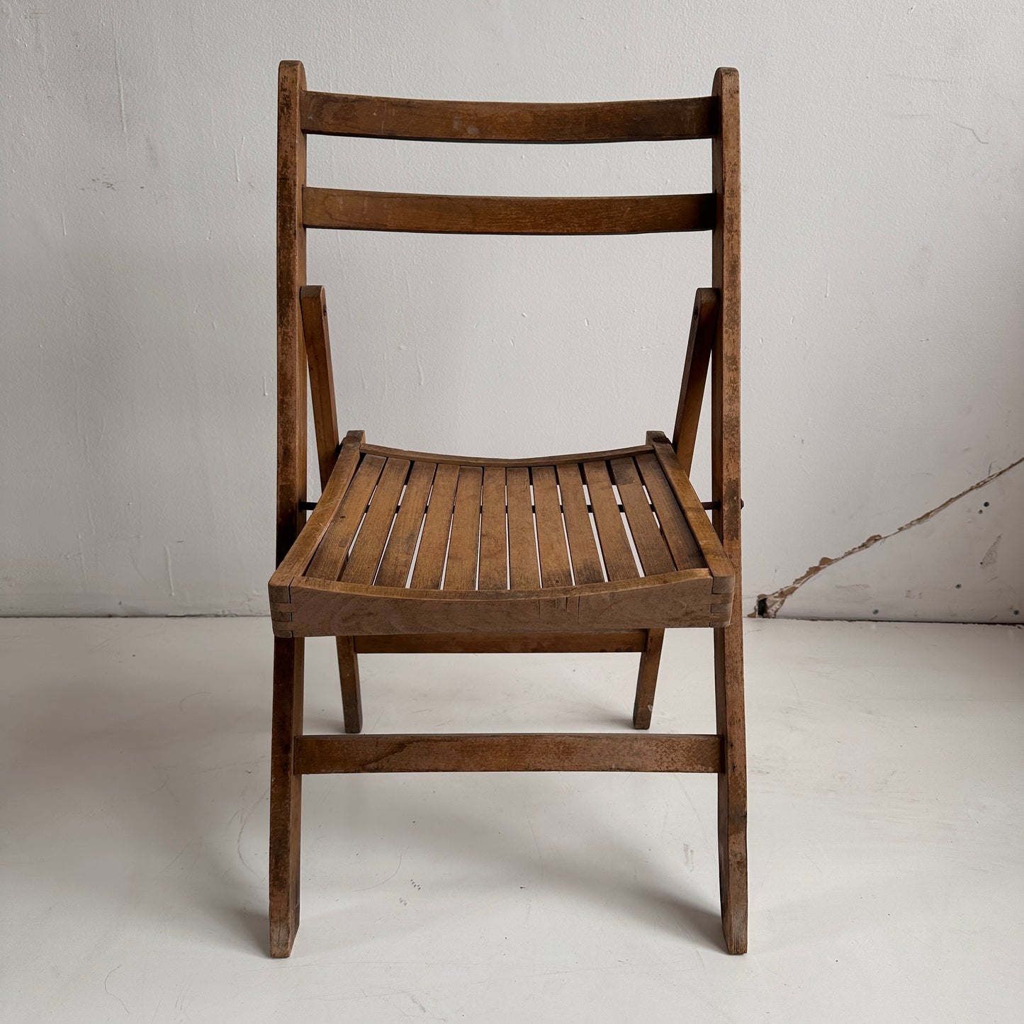 FC003 BRILATED WOOD FOLDING CHAIR