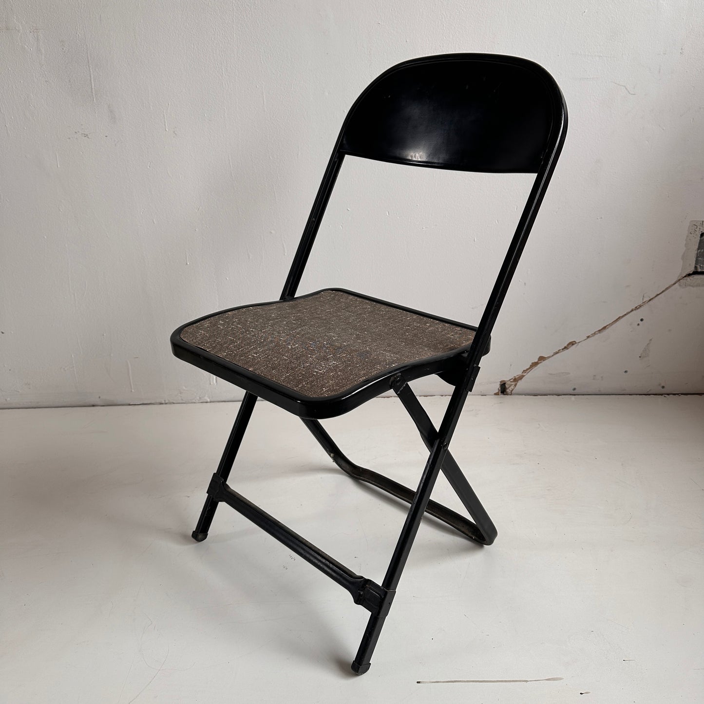 FC009 BLACK METAL FOLDING CHAIR