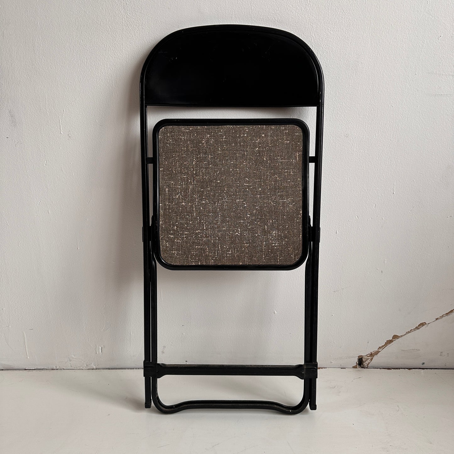 FC009 BLACK METAL FOLDING CHAIR