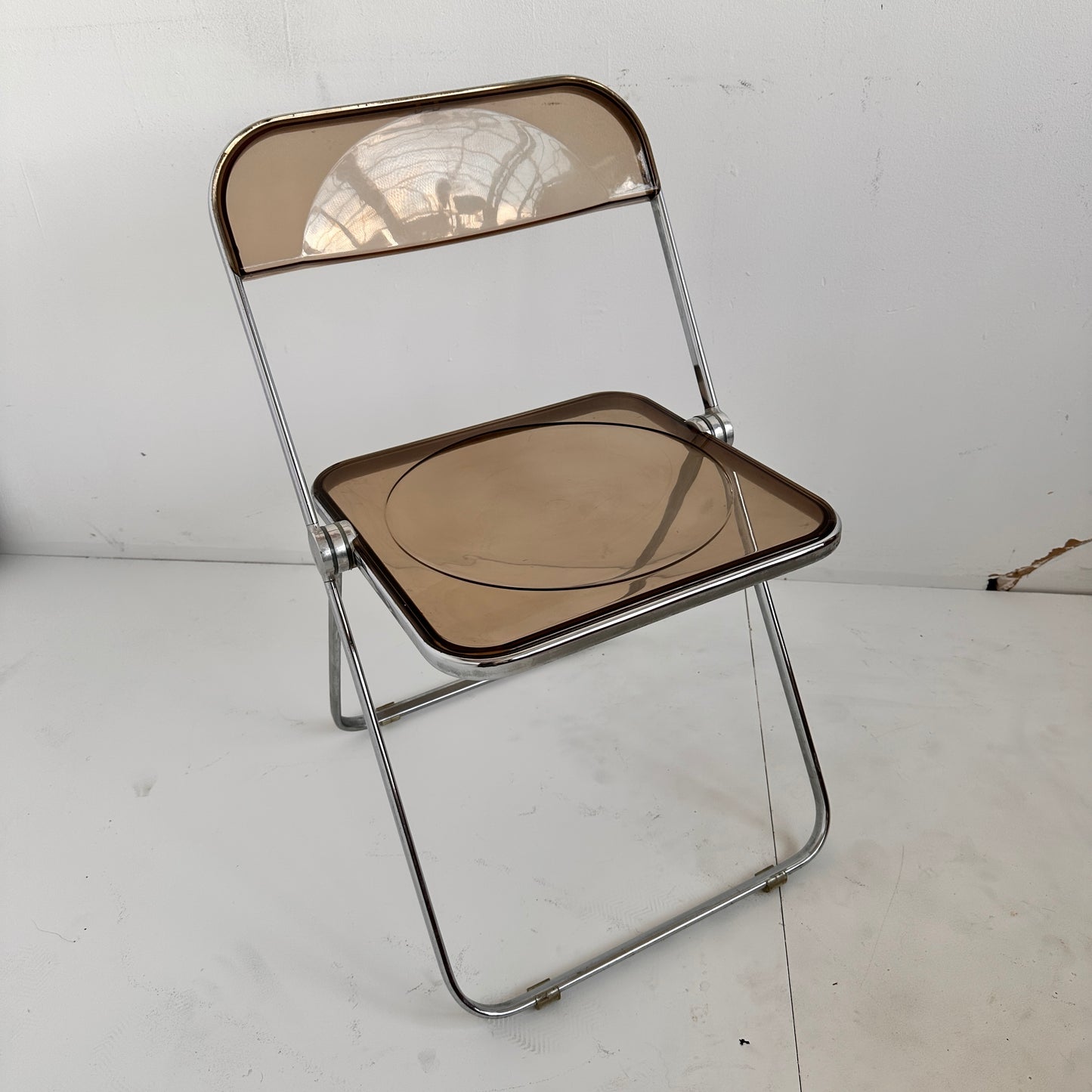 FC032 SMOKED PLIA CHAIRS