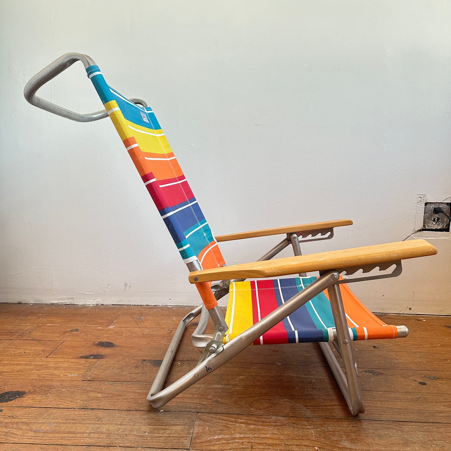 FC046 STRIPED FABRIC FOLDING BEACH CHAIR