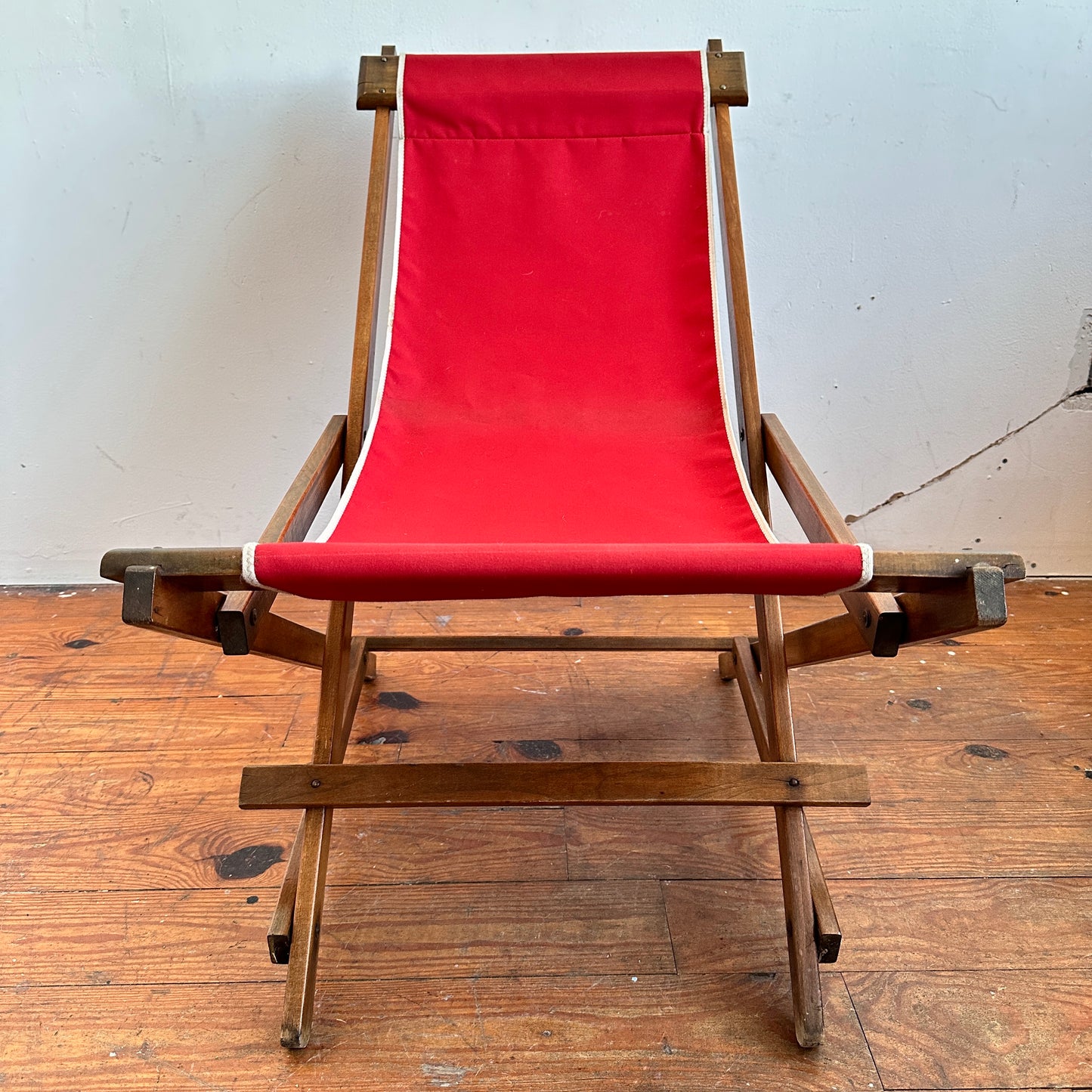 FC041 ROCKING SLING CHAIR WITH RED FABRIC & WOOD FRAME