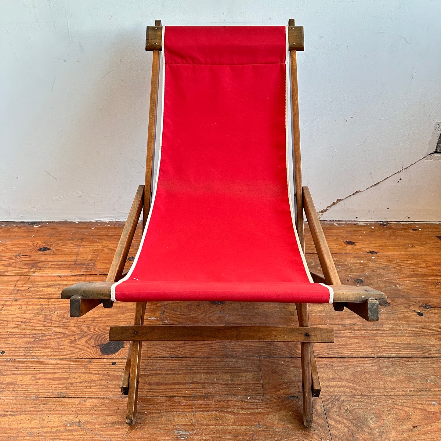 FC041 ROCKING SLING CHAIR WITH RED FABRIC & WOOD FRAME