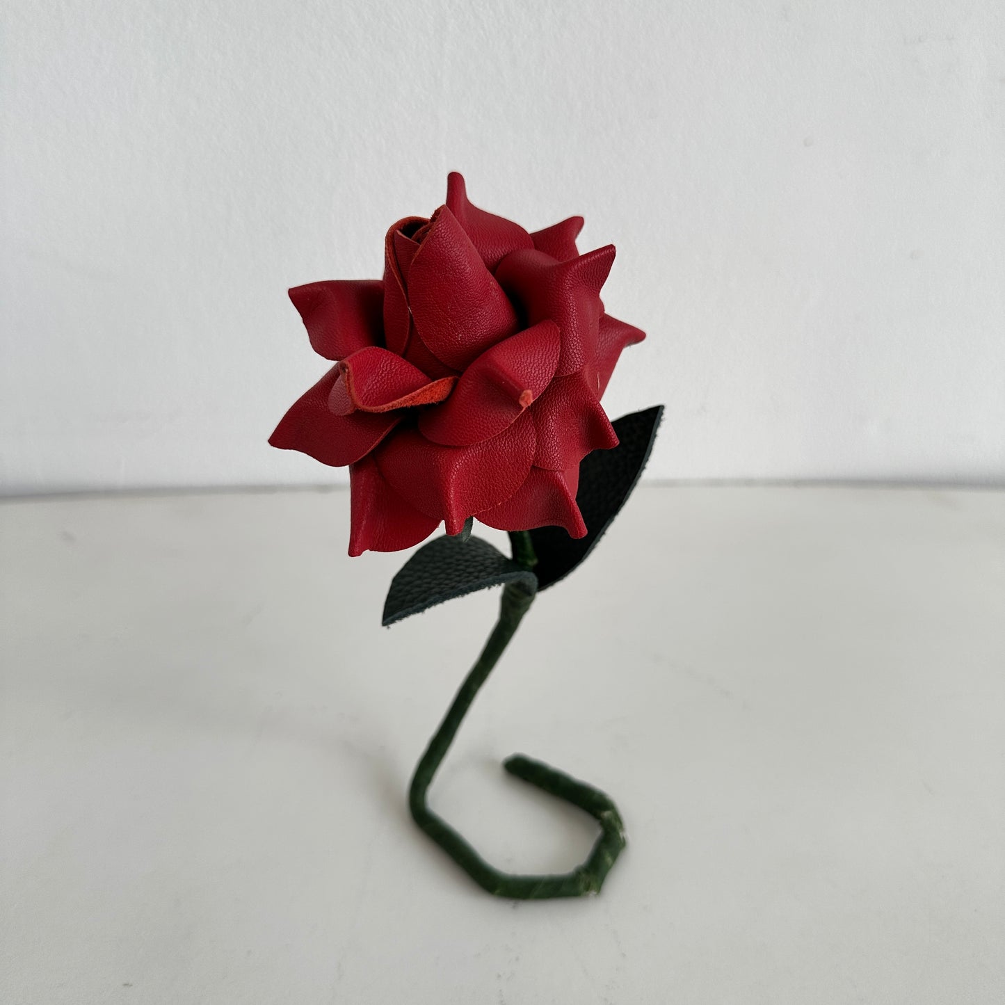 FF004 RED LEATHER FLOWER