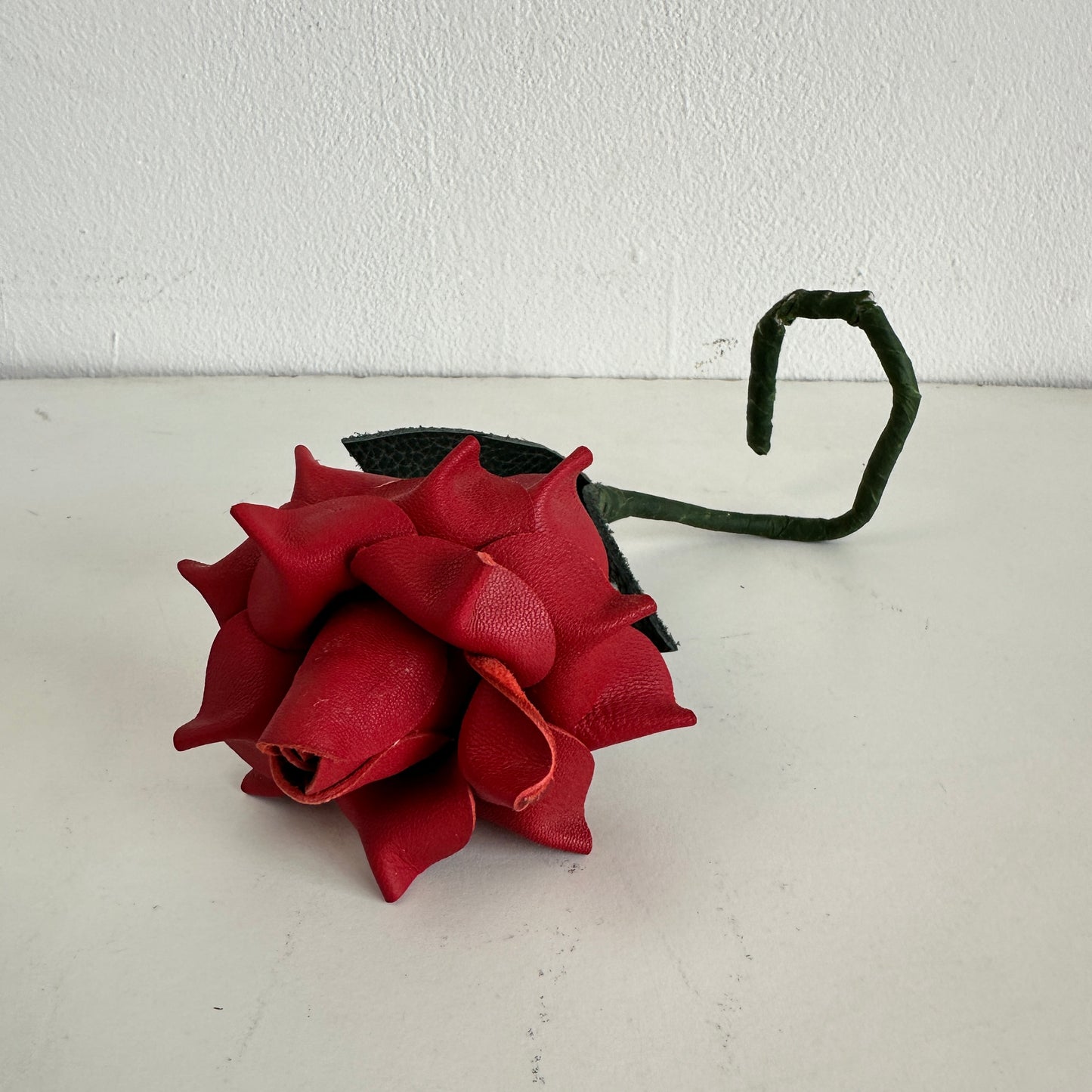 FF004 RED LEATHER FLOWER