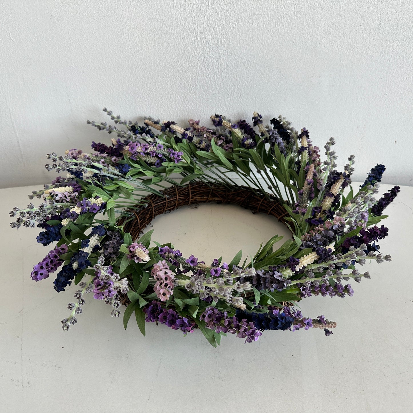 FF006 FAUX LAVENDER FLORAL WREATH