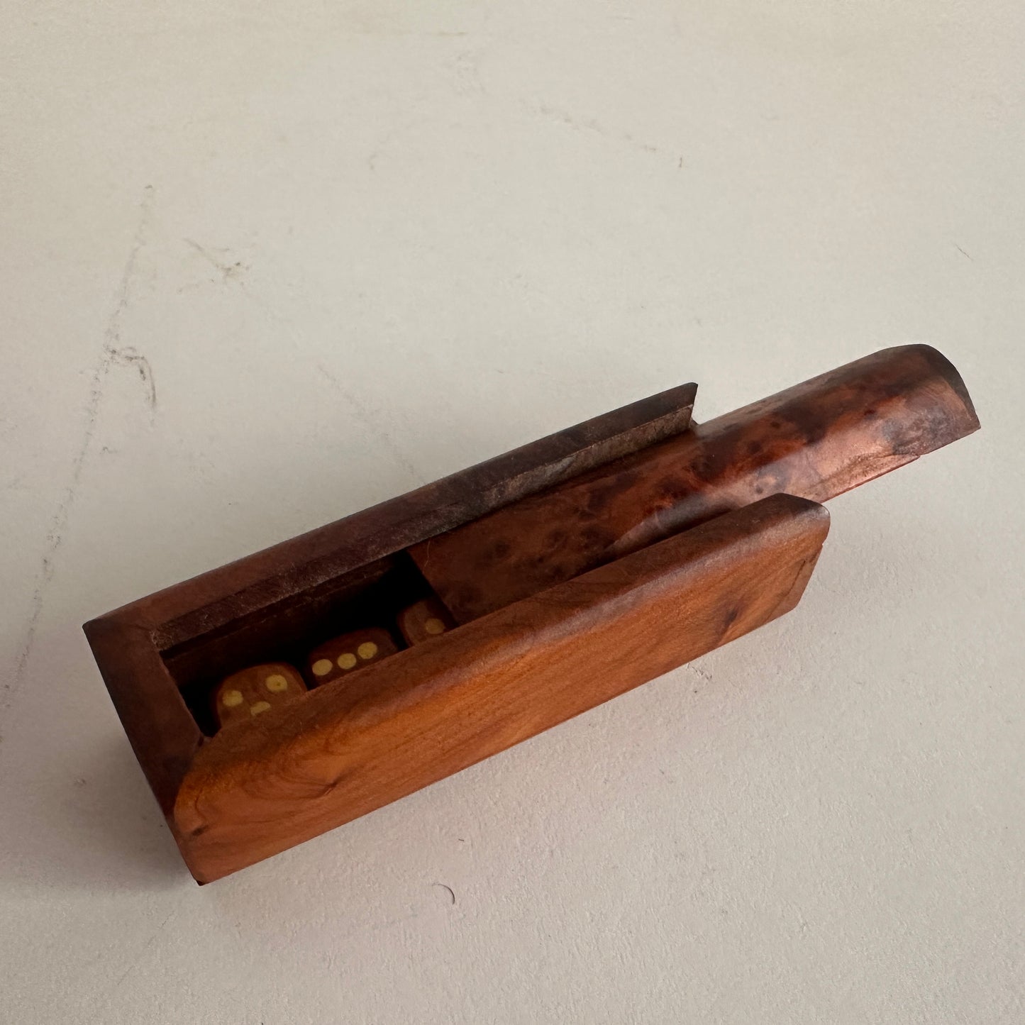 GT001 MOROCCAN WOOD BOX & DICE