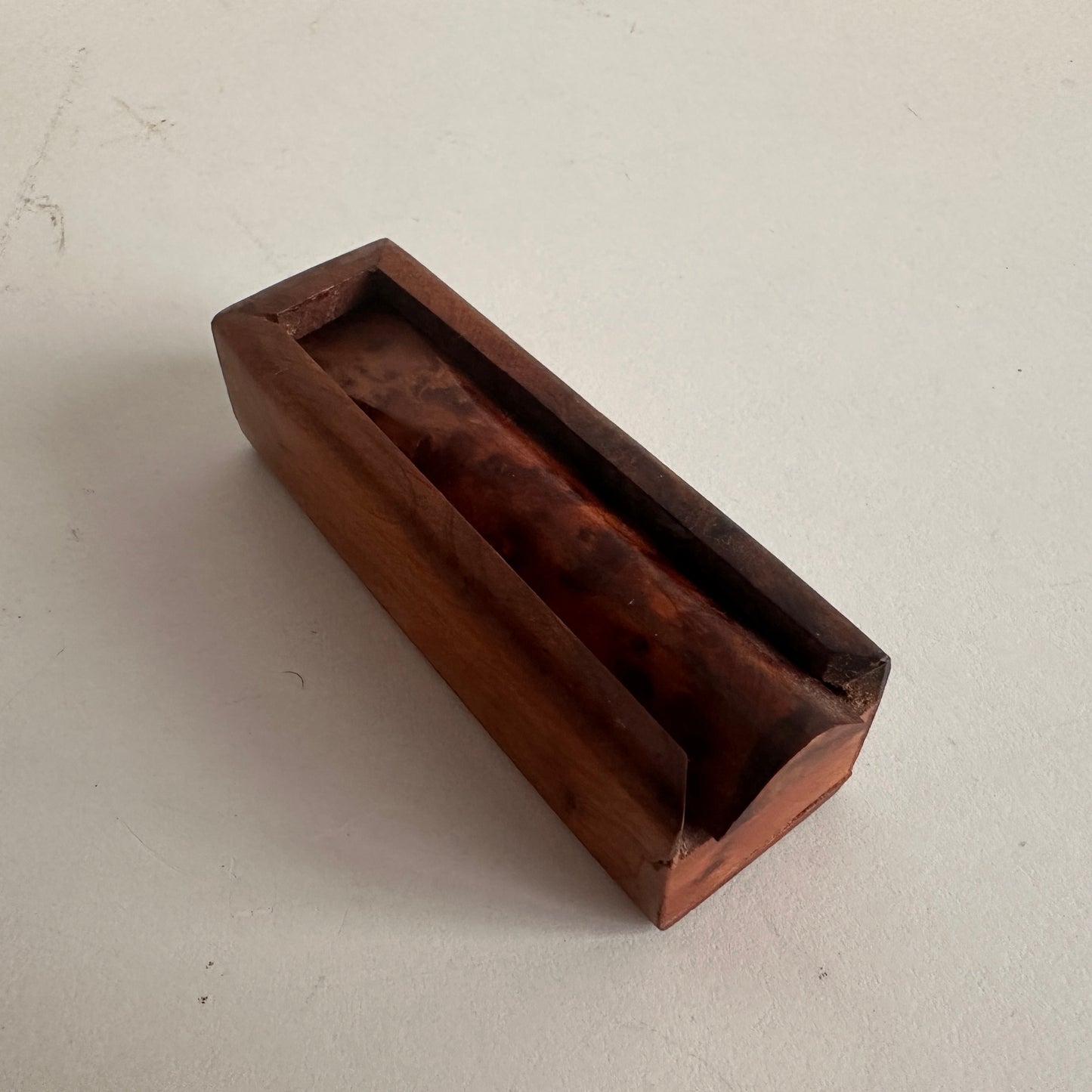 GT001 MOROCCAN WOOD BOX & DICE