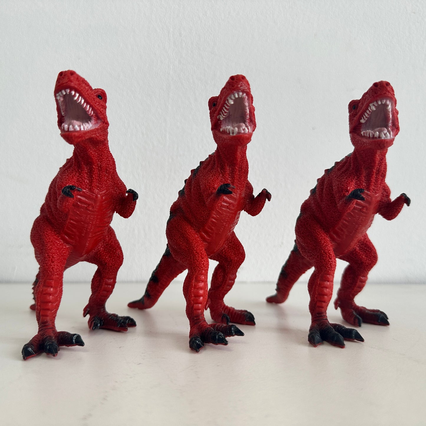 GT007 NICE DINOS TRIO