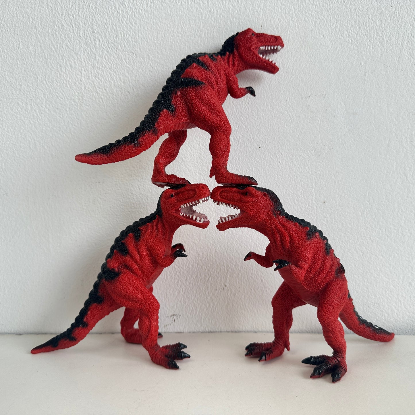 GT007 NICE DINOS TRIO