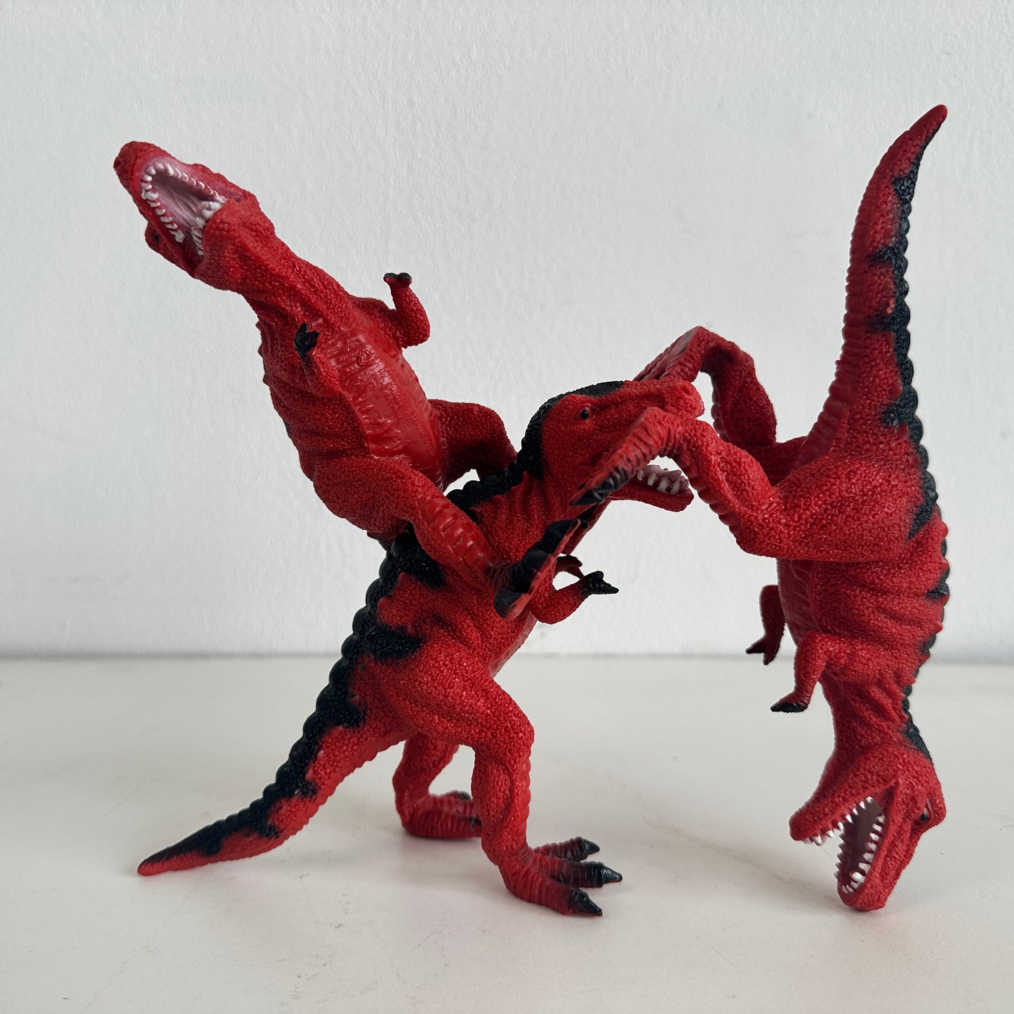 GT007 NICE DINOS TRIO