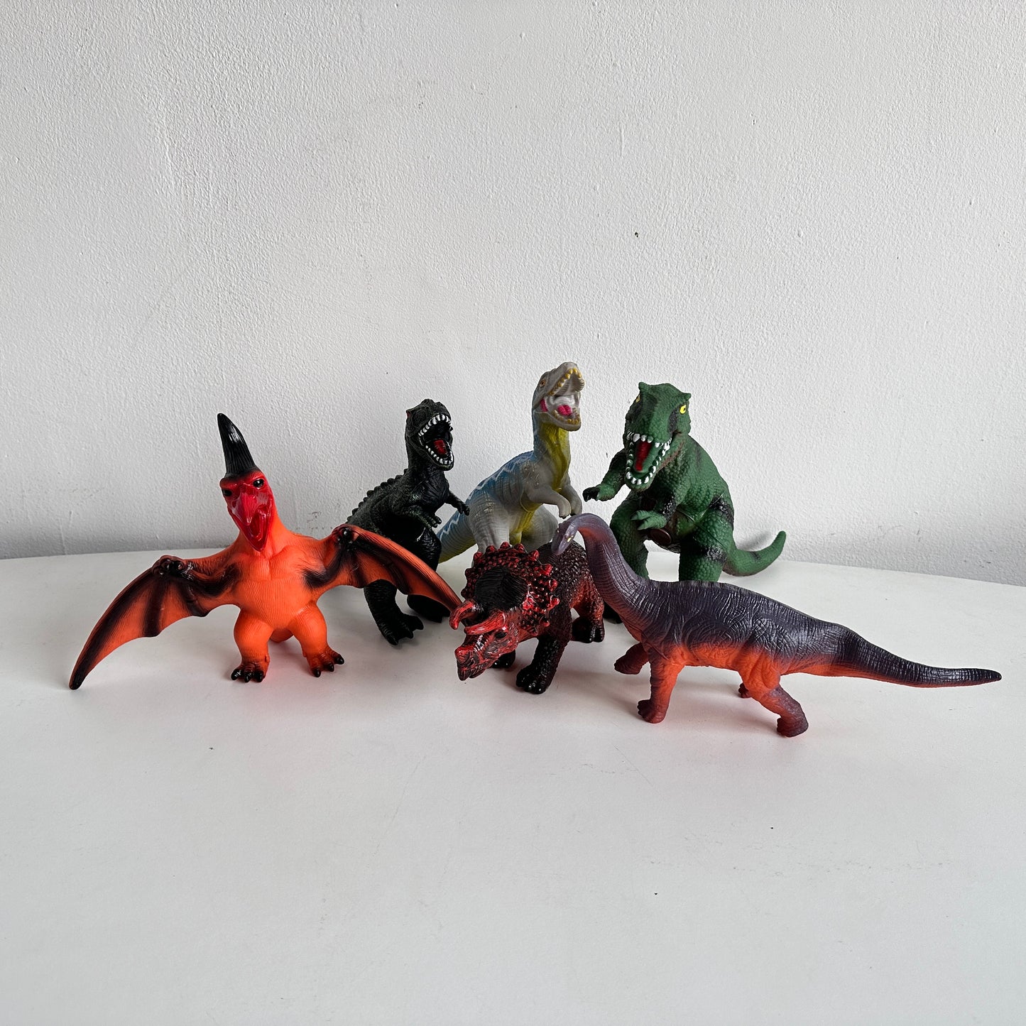 GT014 SET OF SIX SQUISHY DINOSAURS