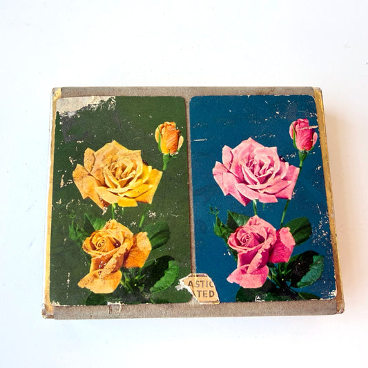 GT024 VINTAGE DOUBLE SET ROSE PLAYING CARDS