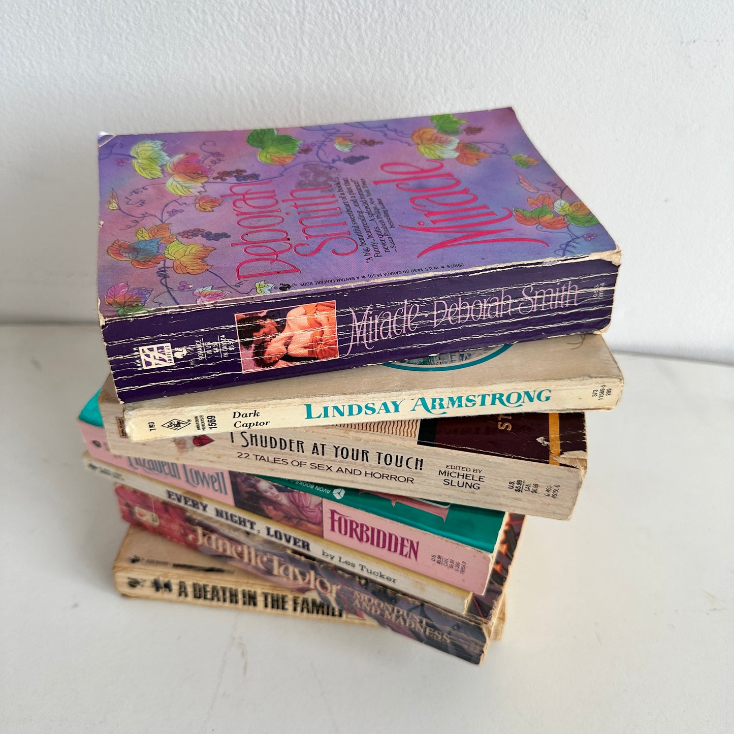 HC003 STACK OF MM ROMANCE NOVELS