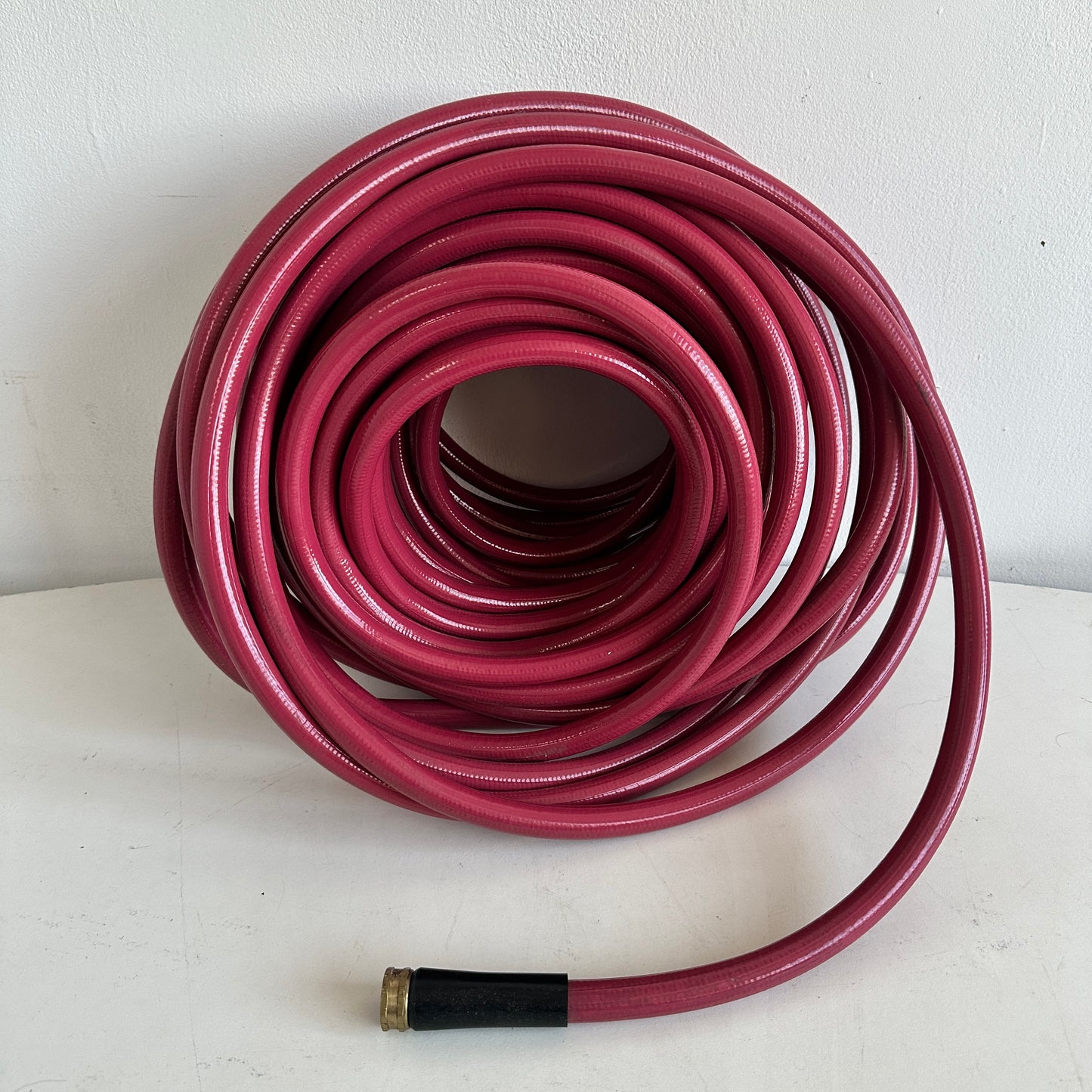 HC006 RED GARDEN HOSE