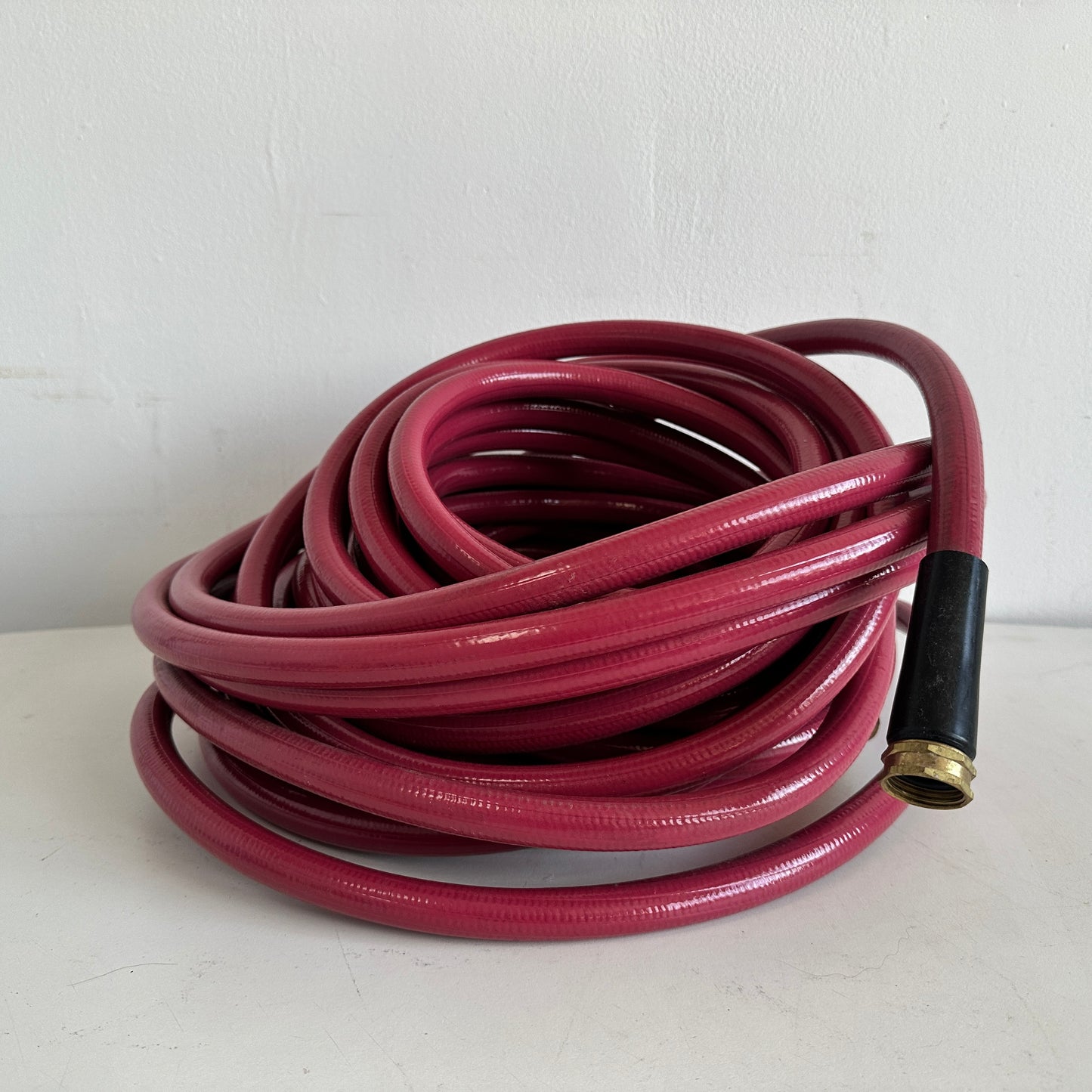 HC006 RED GARDEN HOSE