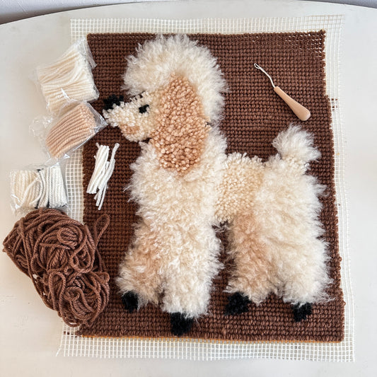 HC009 WIP POODLE LATCH HOOK KIT