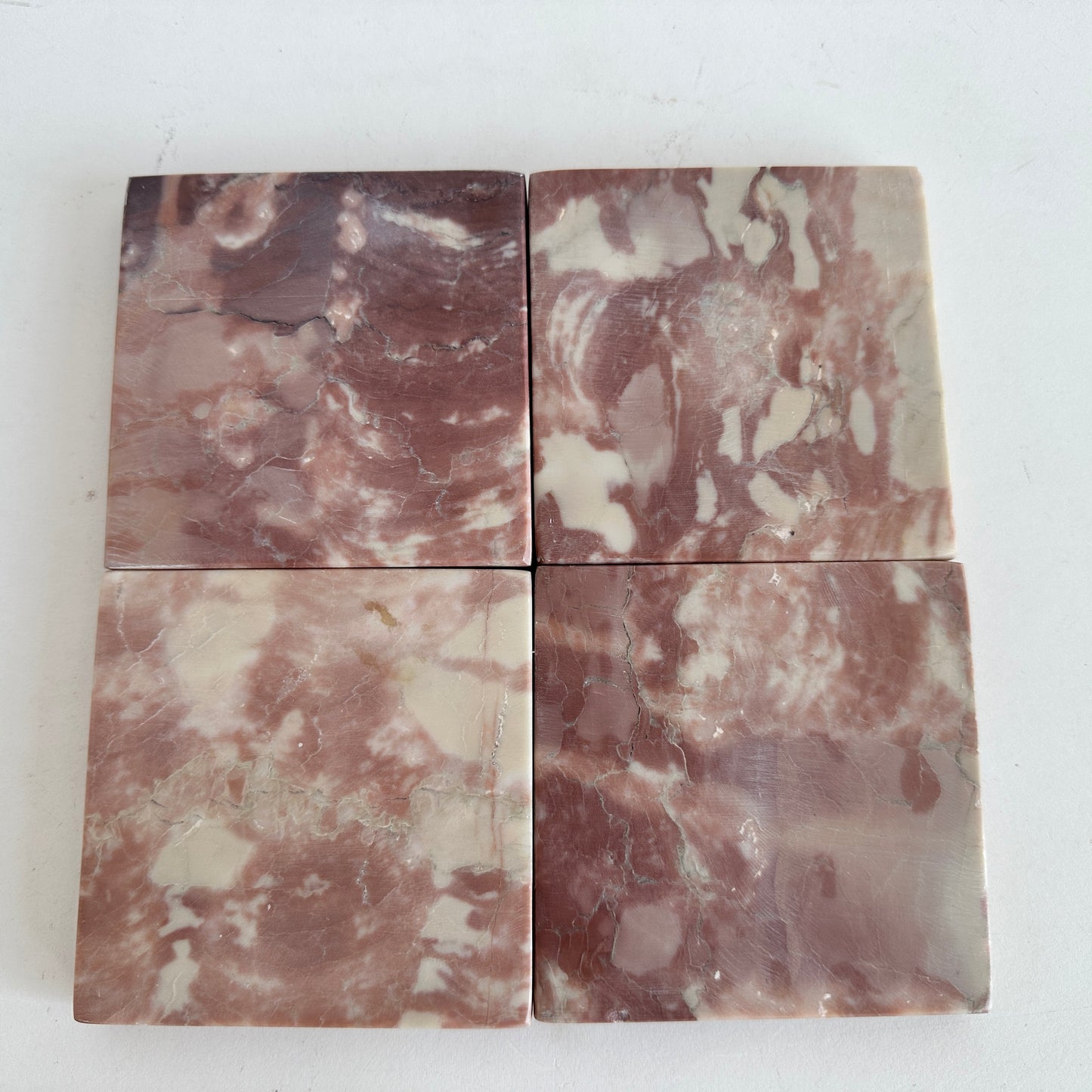 KT014 SET OF FOUR PINK MARBLE COASTERS