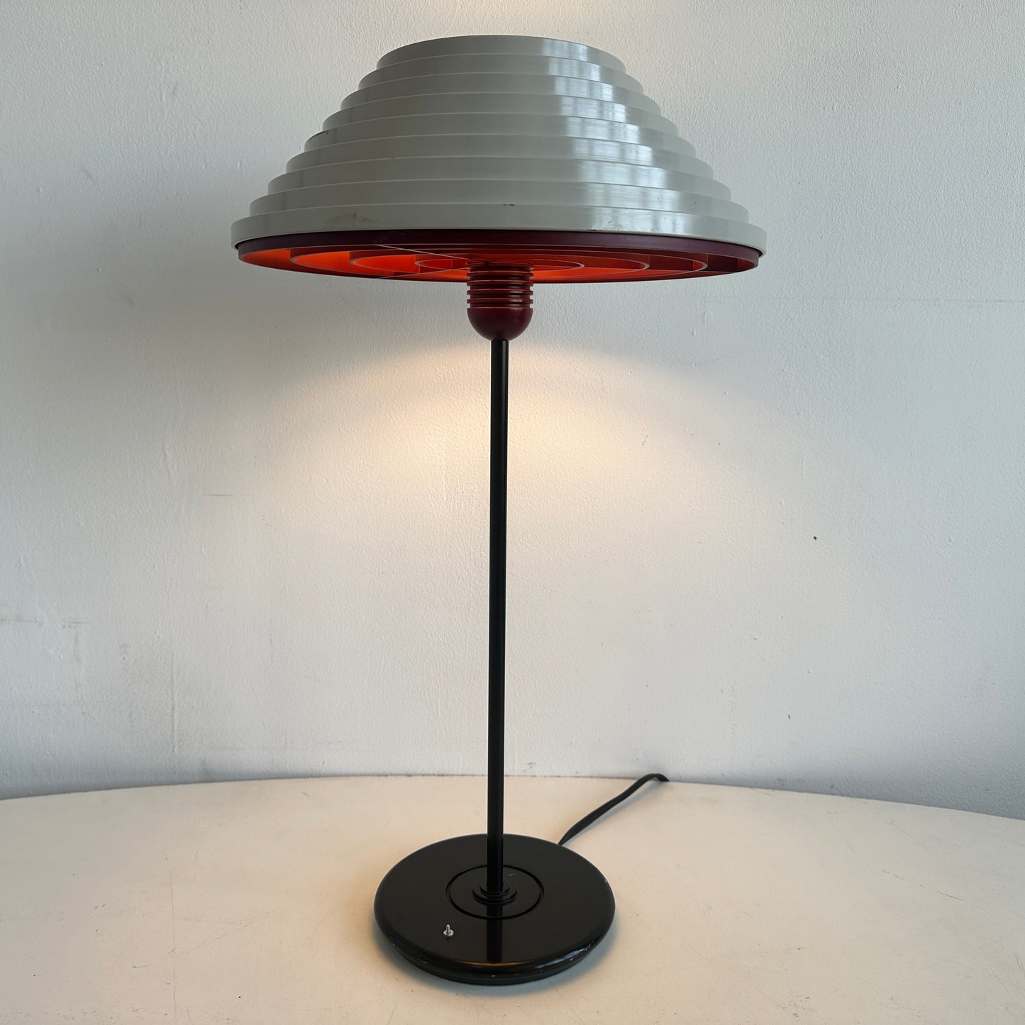 LI009 HERMAN MILLER 80'S DECO LAMP