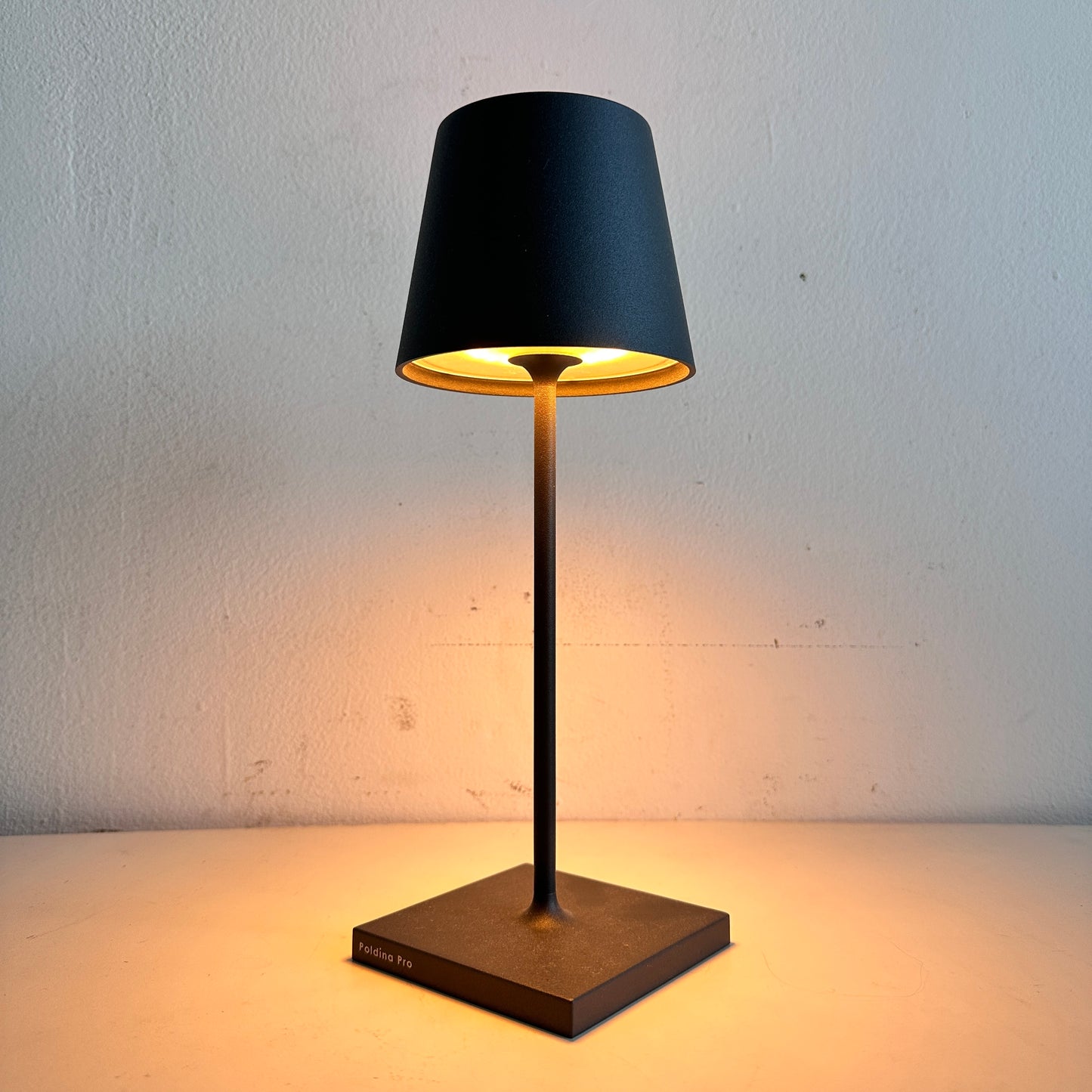 LI015 POLDINA LAMP