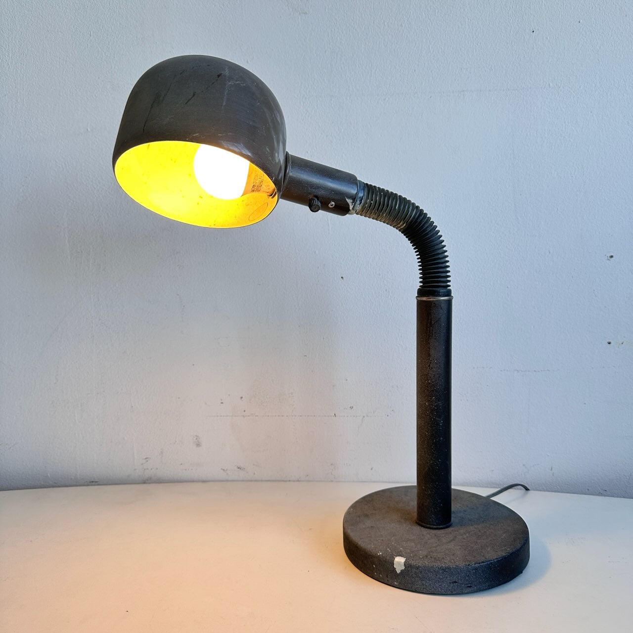 LI019 DISTRESSED INDUSTRIAL MOD GOOSENECK LAMP