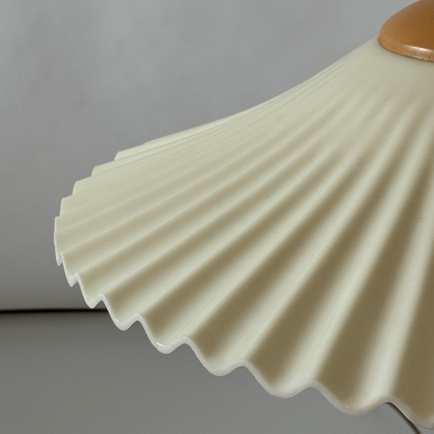 LI032 PEACH UMBRELLA LAMP