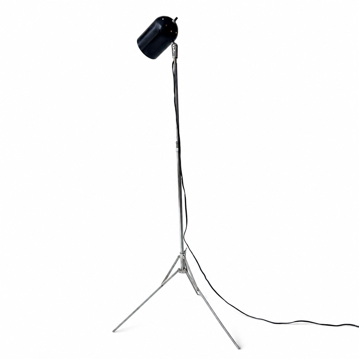 LI033 VINTAGE TELESCOPING TRIPOD LAMP