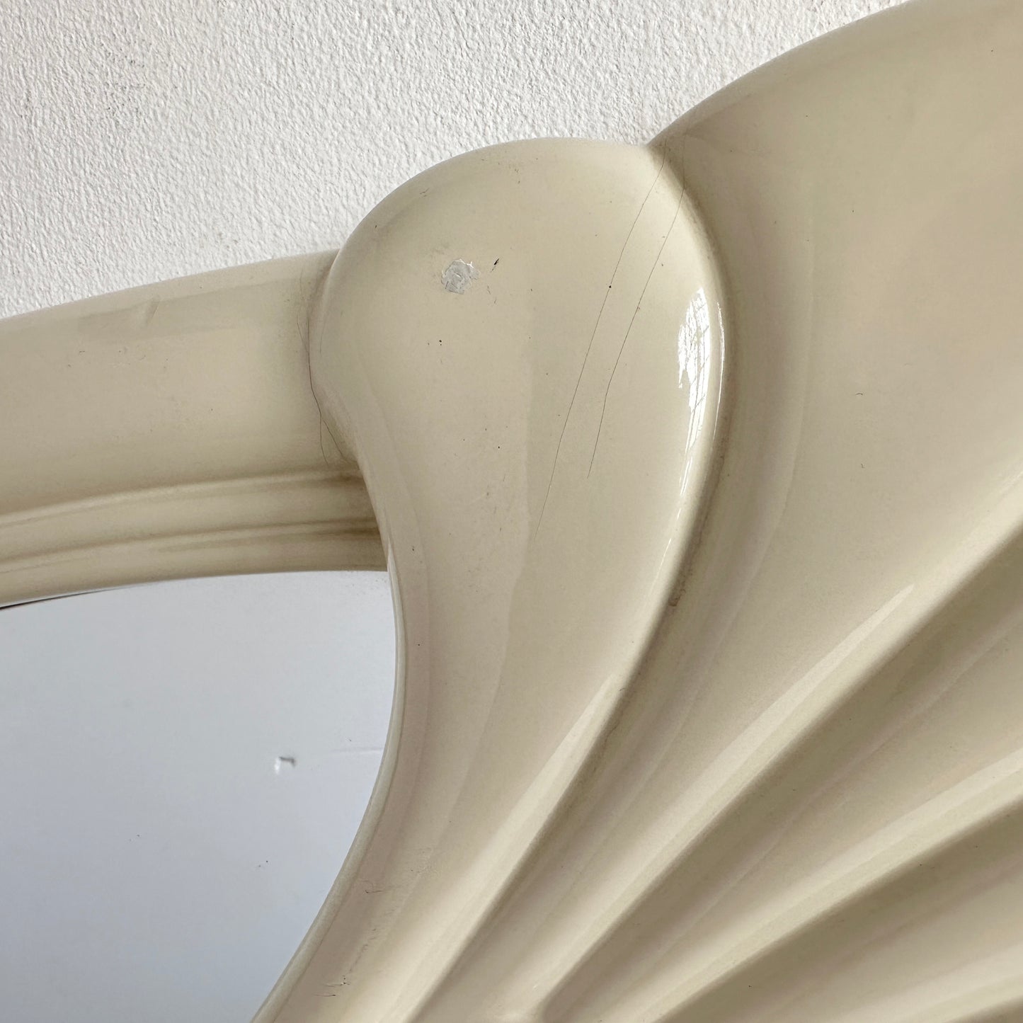 MR005 CREAM DECO HEADBOARD MIRROR