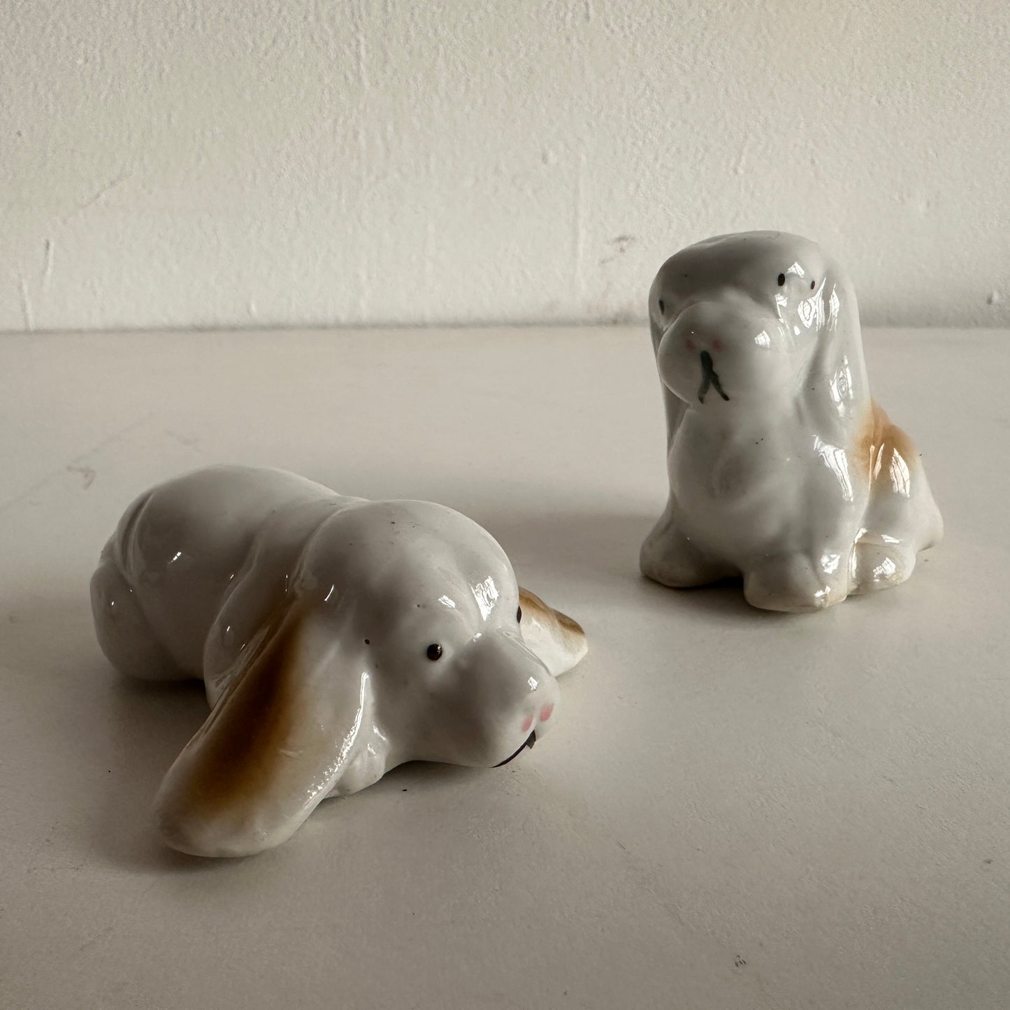 OB011 CERAMIC PUPPY DUO