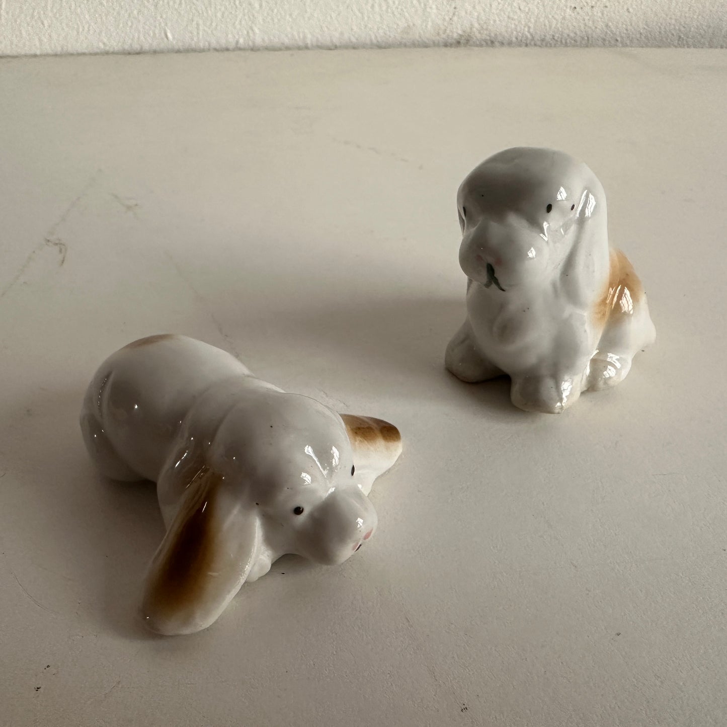 OB011 CERAMIC PUPPY DUO