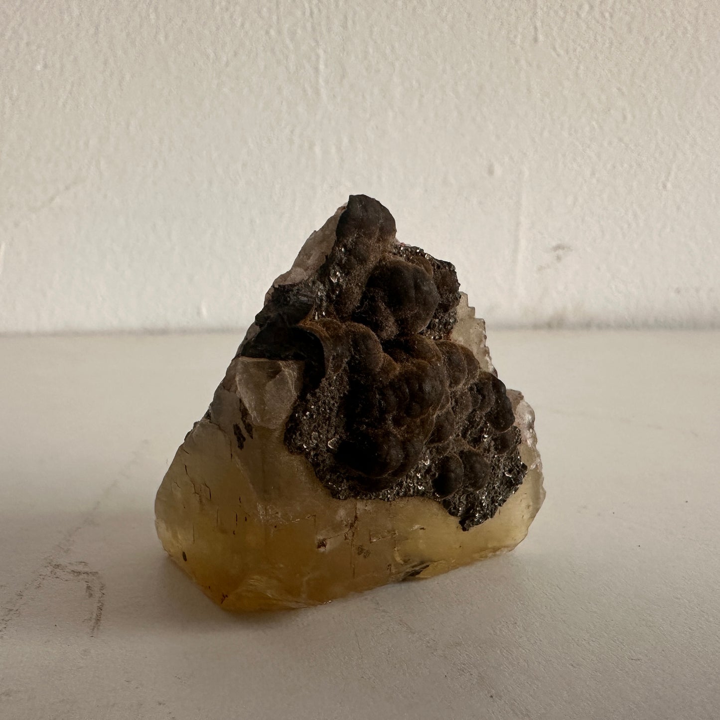 OB014 BUBBLY CRYSTAL ROCK THING NICE