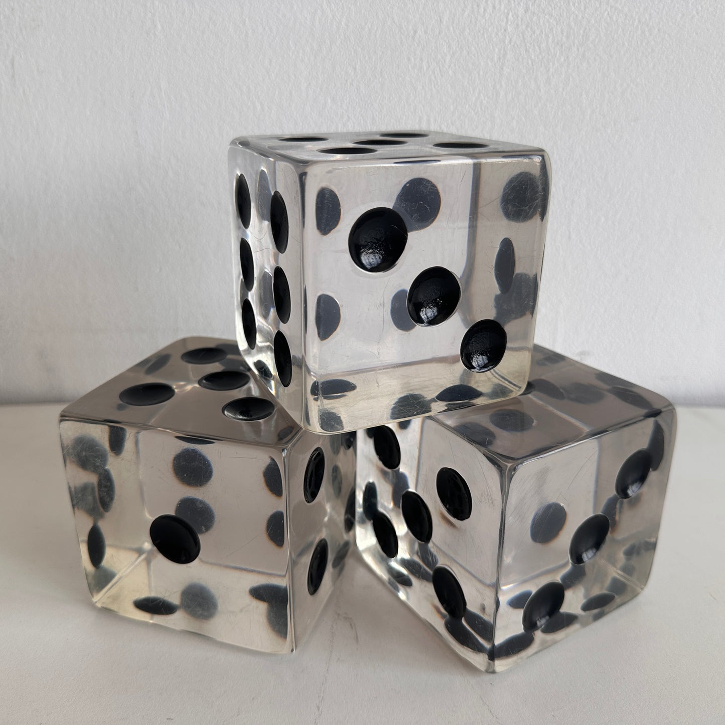 OB026 TRIO OF OVERSIZE LUCITE ACRYLIC DICE