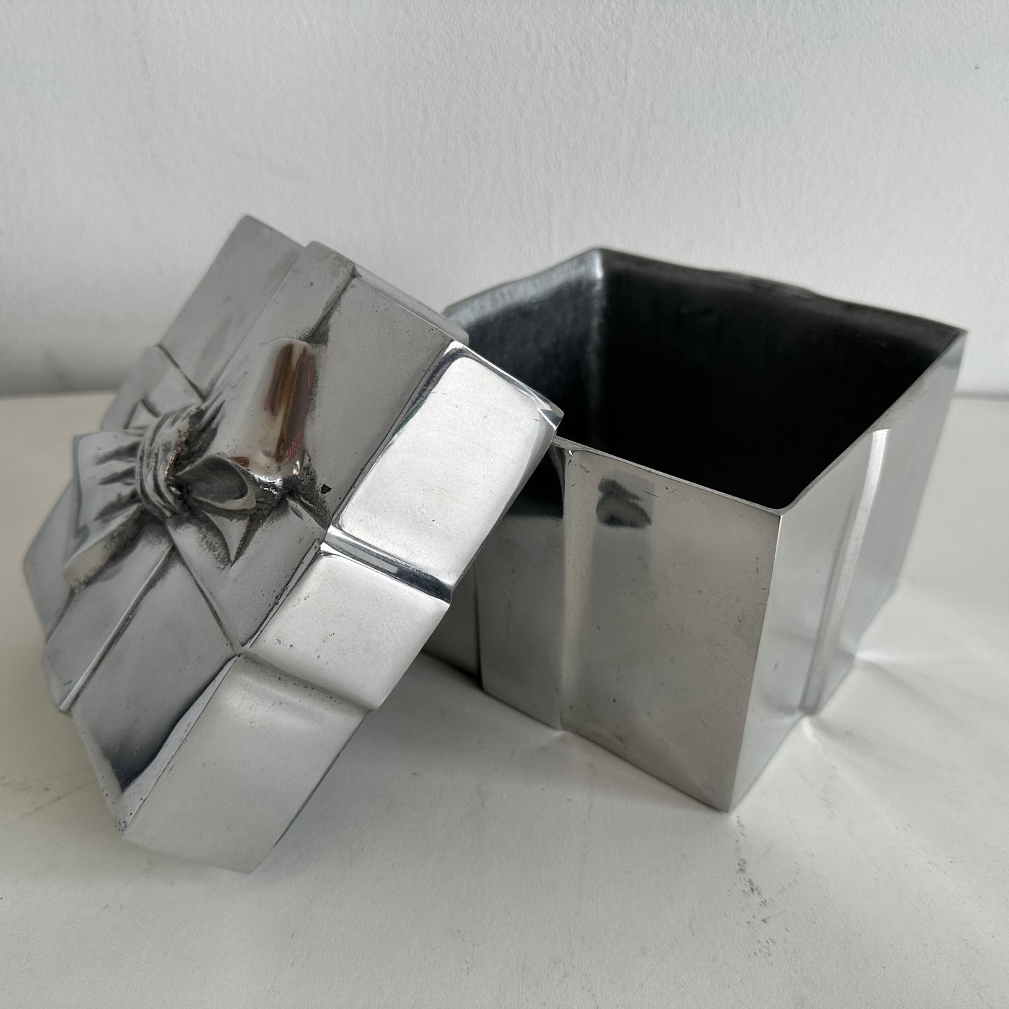 OB030 CHROME GIFTBOX