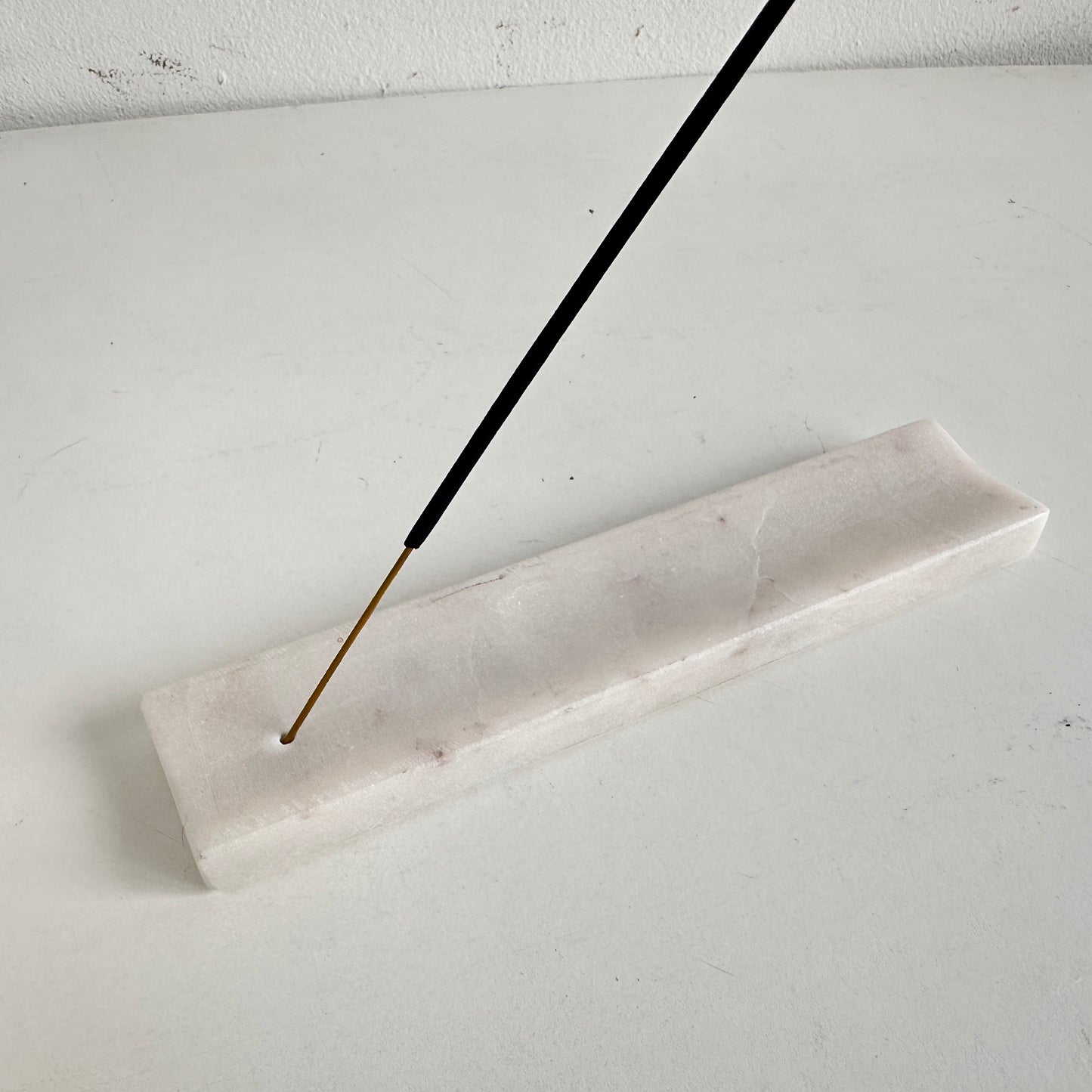OB047 MARBLE INCENSE HOLDER