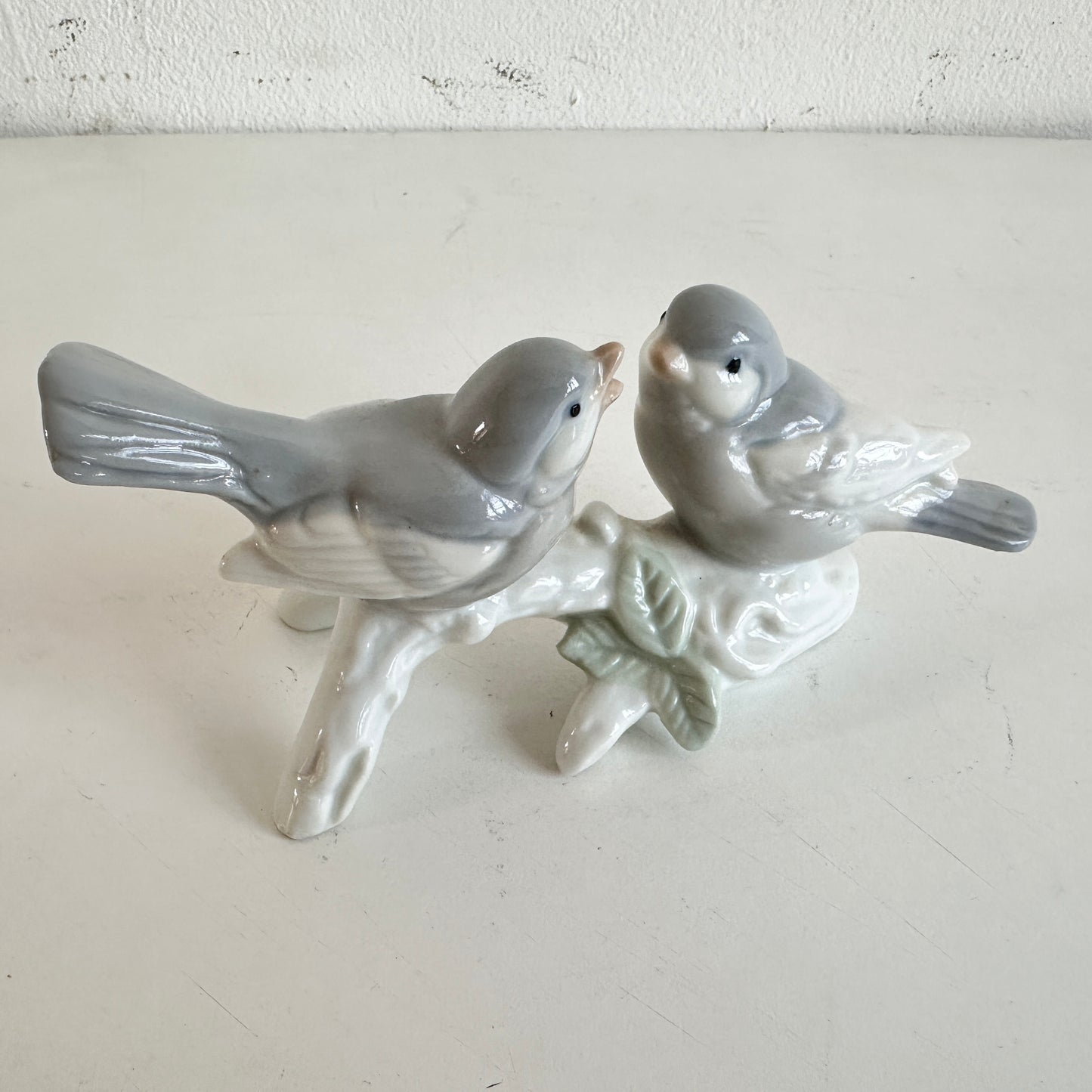 OB056 CERAMIC BIRDS ON A BRANCH