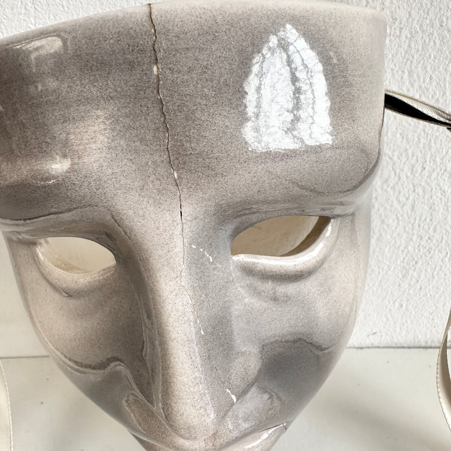 OB060 SILVER CERAMIC TRAGEDY MASK